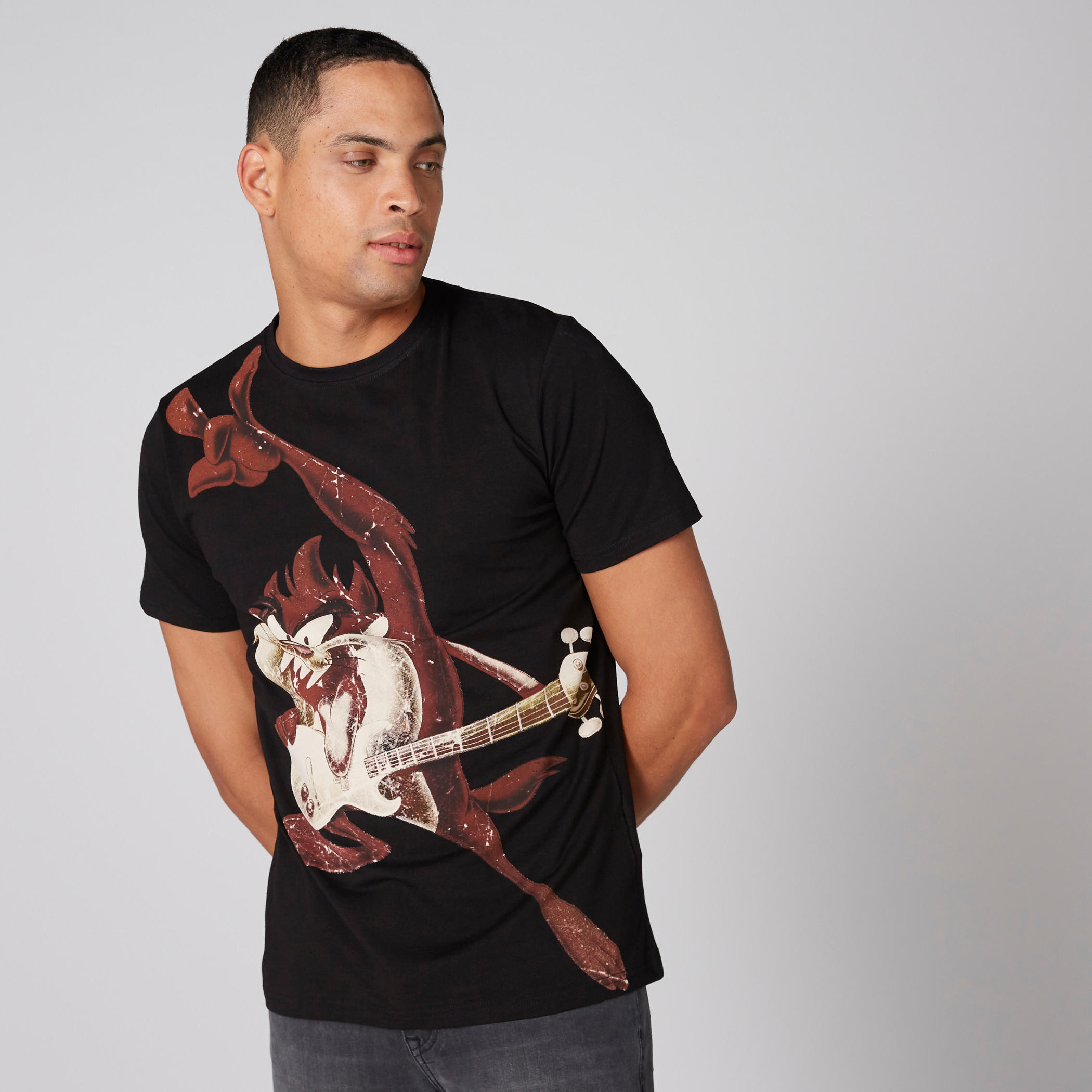 تيشيرت بياقة مستديرة وأكمام قصيرة وطبعات تازمانيان ديفل-men-clothing-tshirtsandpolos-tshirts-image-1