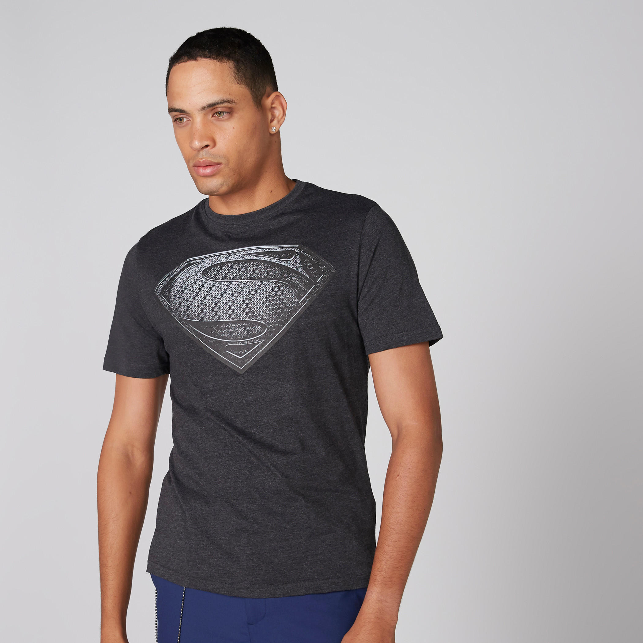 تيشيرت بياقة ضيّقة وأكمام قصيرة وطبعات سوبرمان-men-clothing-tshirtsandpolos-tshirts-image-4