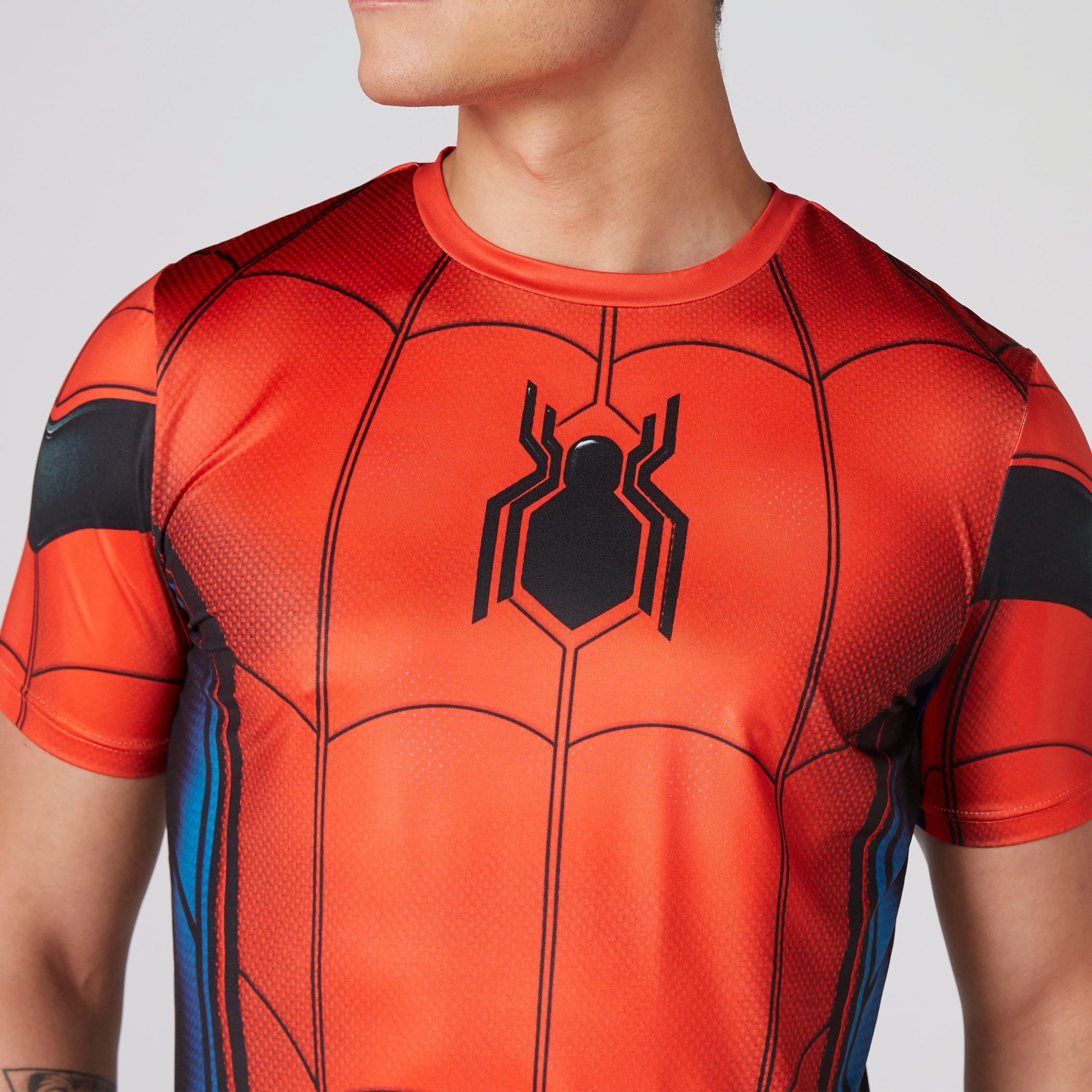 تيشيرت بياقة مستديرة وأكمام قصيرة وطبعات سبايدرمان-men-clothing-tshirtsandpolos-tshirts-image-4