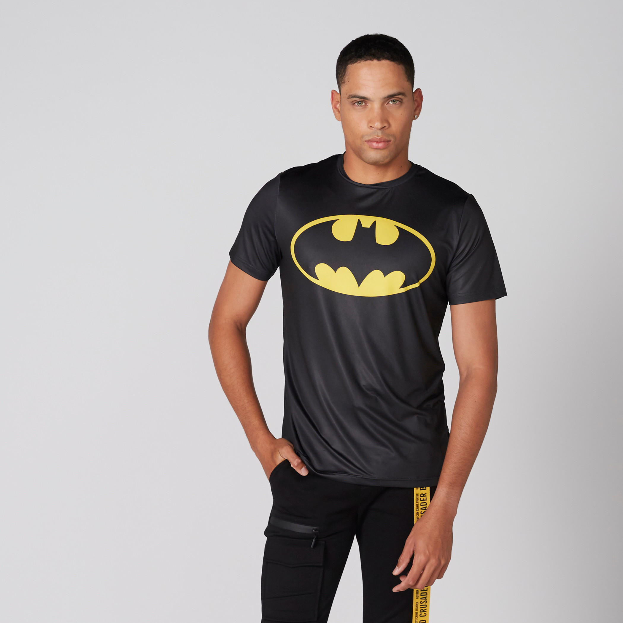 تيشيرت بياقة مستديرة وأكمام قصيرة وطبعات باتمان-men-clothing-tshirtsandpolos-tshirts-image-1