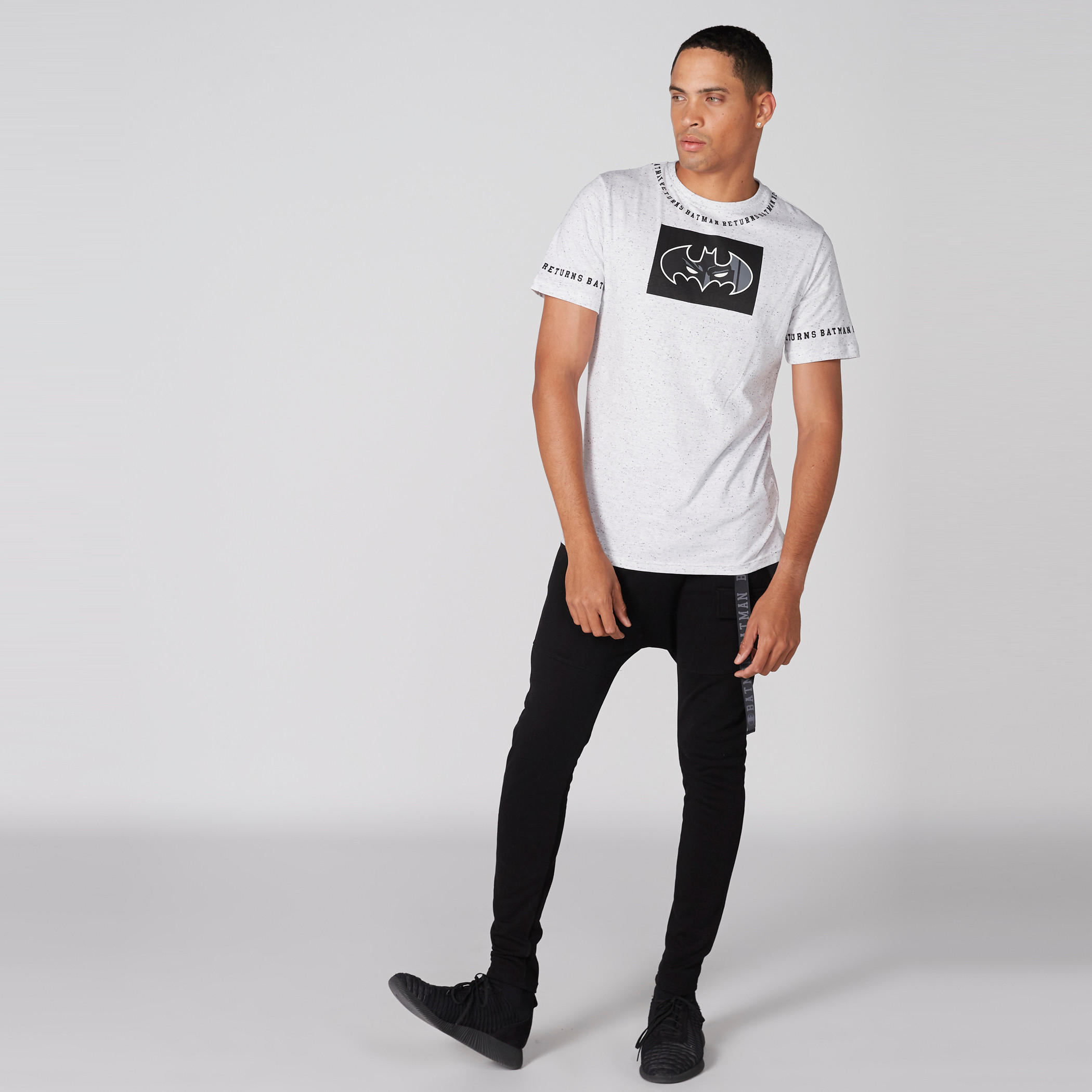 بنطال طويل بزر إغلاق وتفاصيل شريطة باتمان-men-clothing-bottoms-trousersandchinos-trousers-image-3