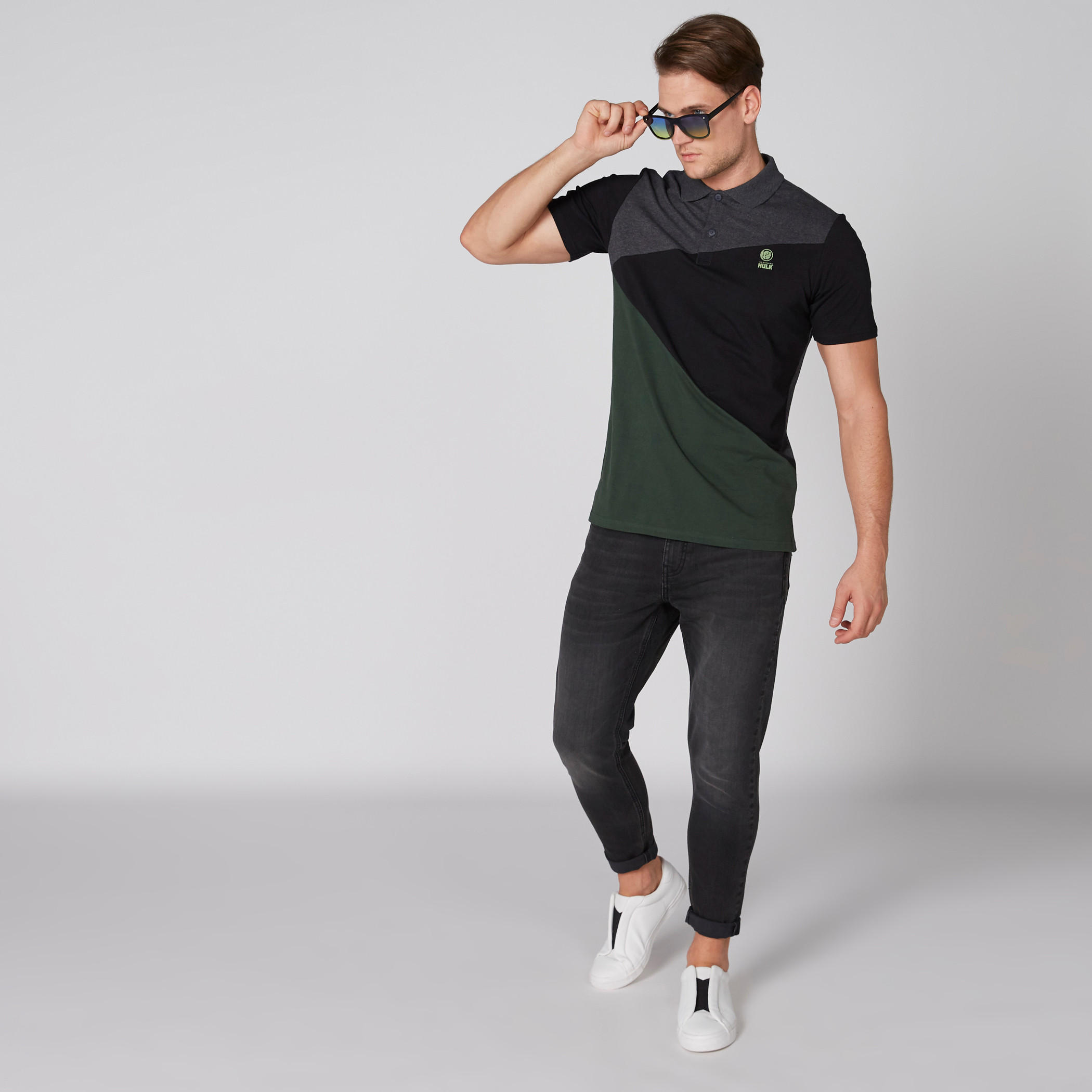 تيشيرت بياقة بولو وأكمام قصيرة وطبعات هالك-men-clothing-tshirtsandpolos-polos-image-1