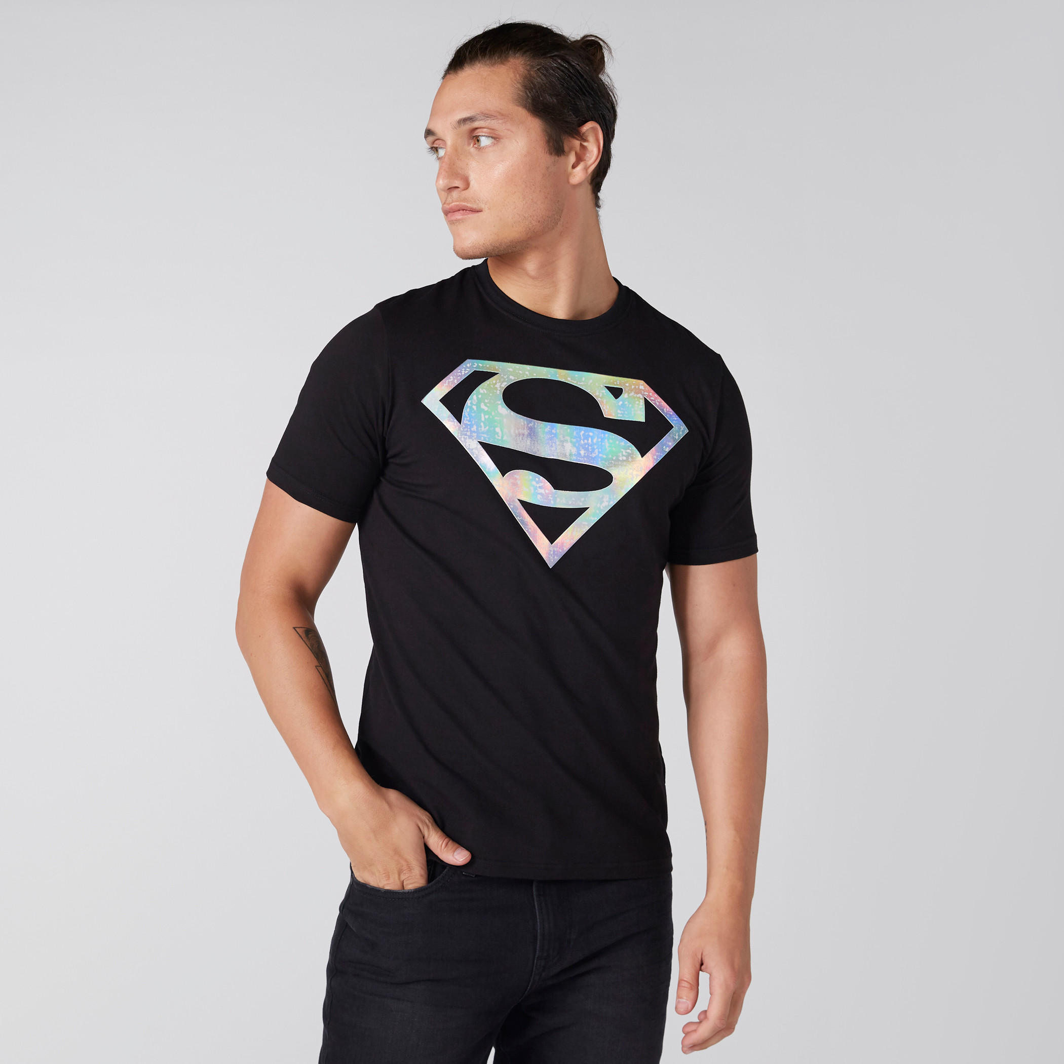 تيشيرت بياقة ضيّقة وأكمام قصيرة وطبعات سوبرمان-men-clothing-tshirtsandpolos-tshirts-image-1
