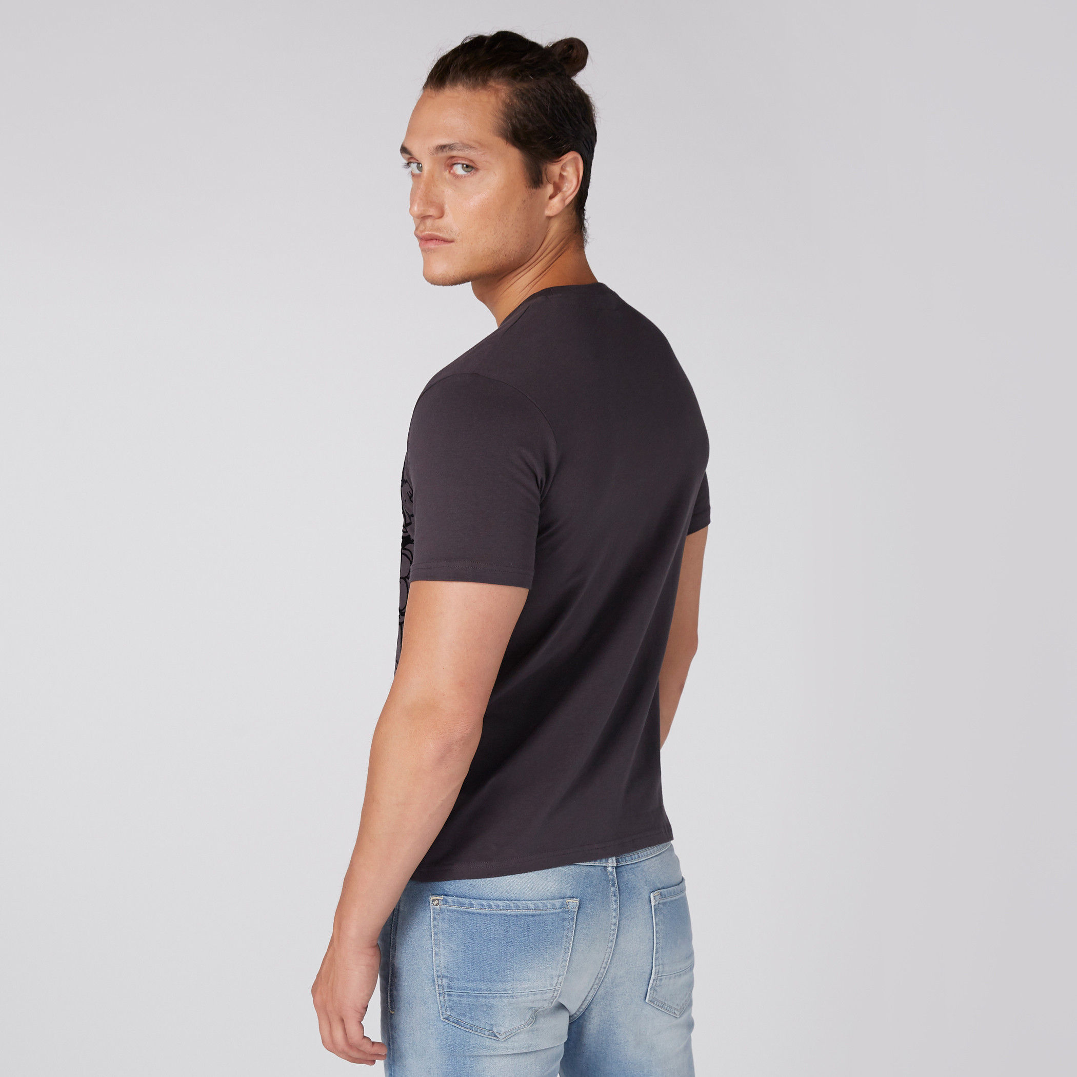 شورت وتيشيرت بطبعات سلاحف النينجا-men-clothing-tshirtsandpolos-tshirts-image-3