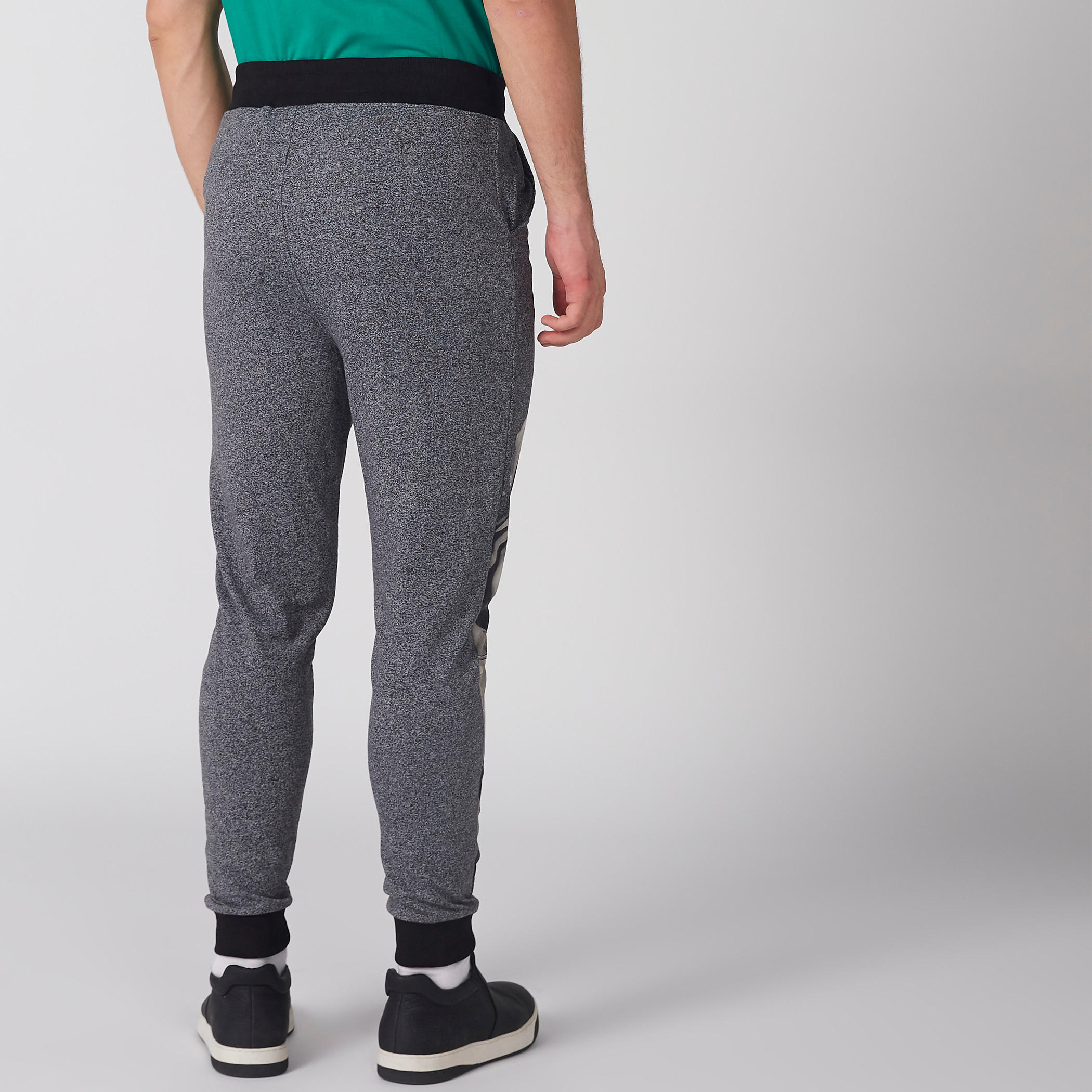 بنطال رياضي بخصر مطّاطي وطبعات كابتن أمريكا-men-clothing-bottoms-joggers-image-4