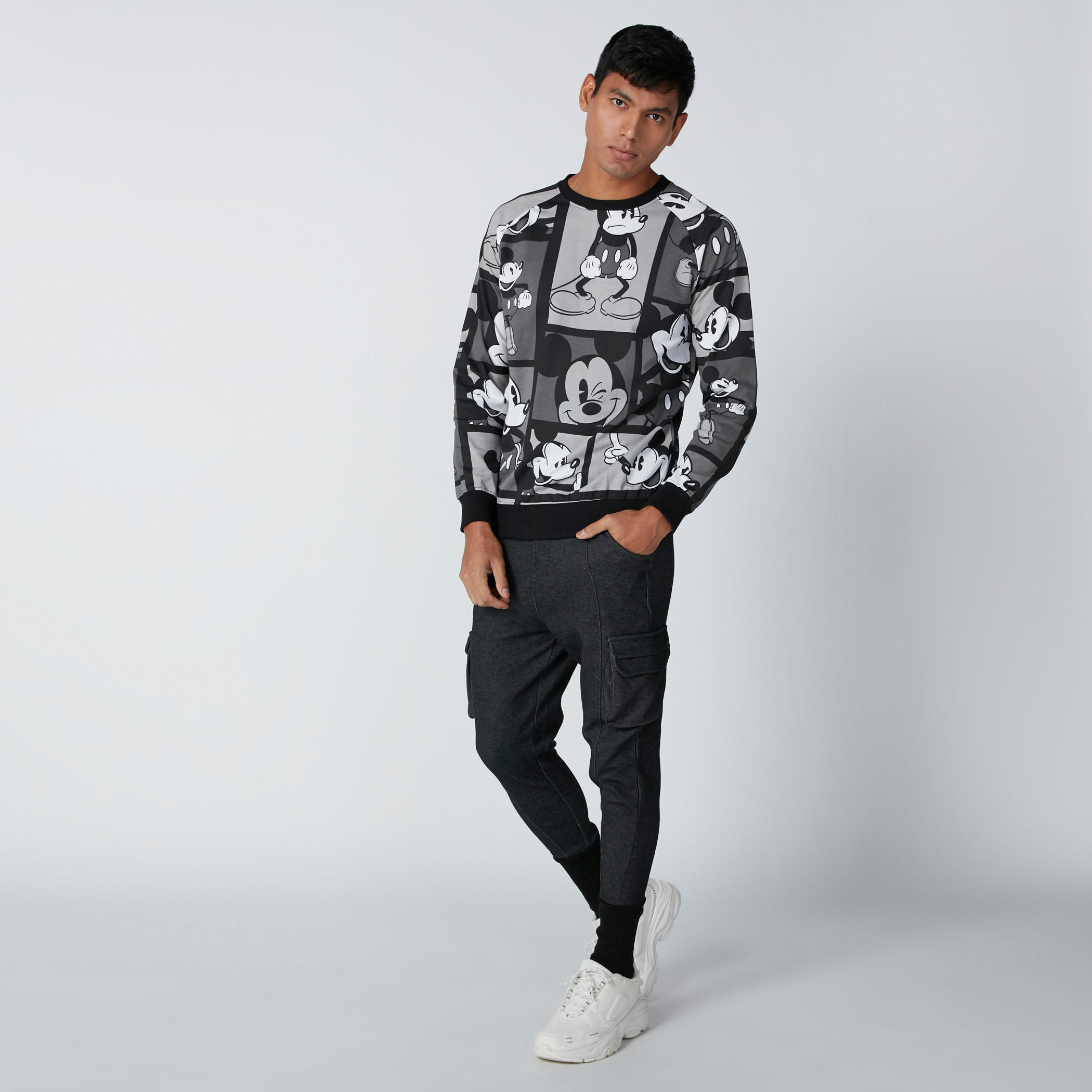 Mickey Mouse Printed Sweatshirt with Crew Neck and Long Sleeves-men-winterwear-hoodiesandsweatshirts-image-3