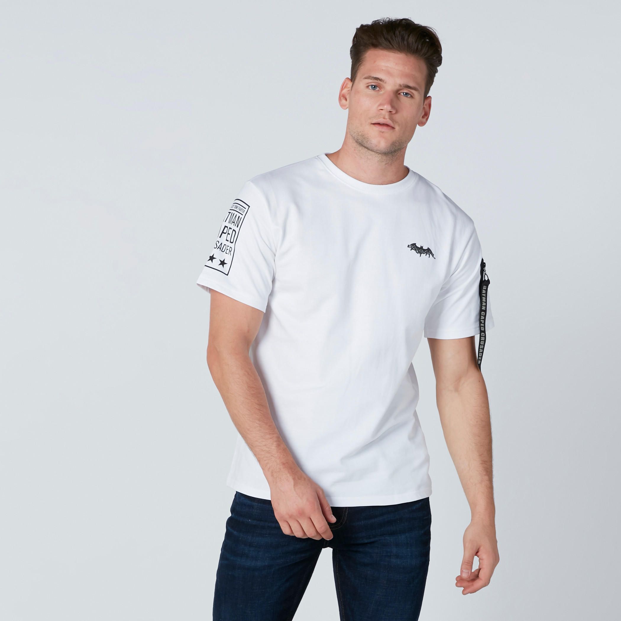 تيشيرت بنقش باتمان مطبوع بأكمام قصيرة-men-clothing-tshirtsandpolos-tshirts-image-2