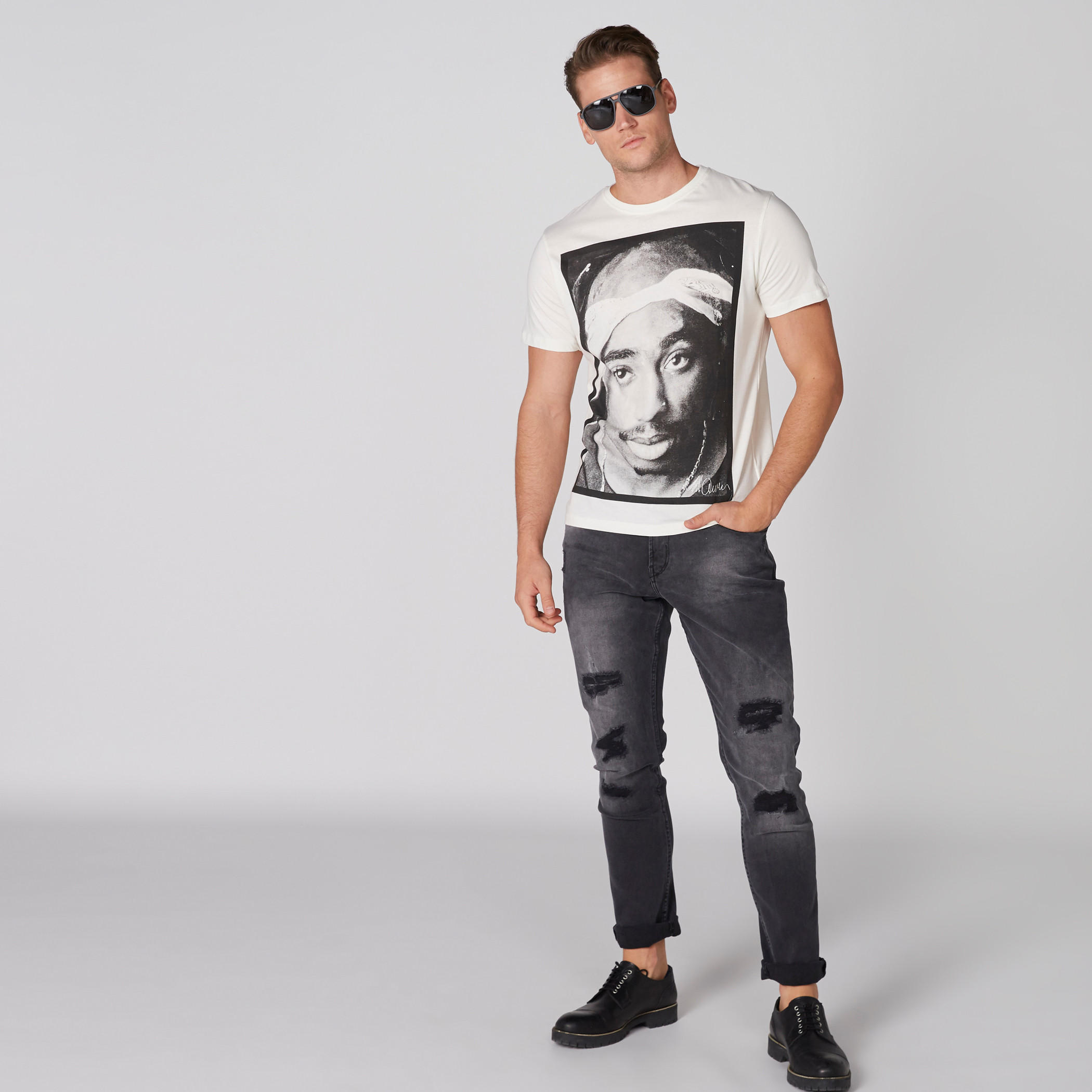 Printed T-Shirt with Round Neck and Short Sleeves-men-clothing-tshirtsandpolos-tshirts-image-1