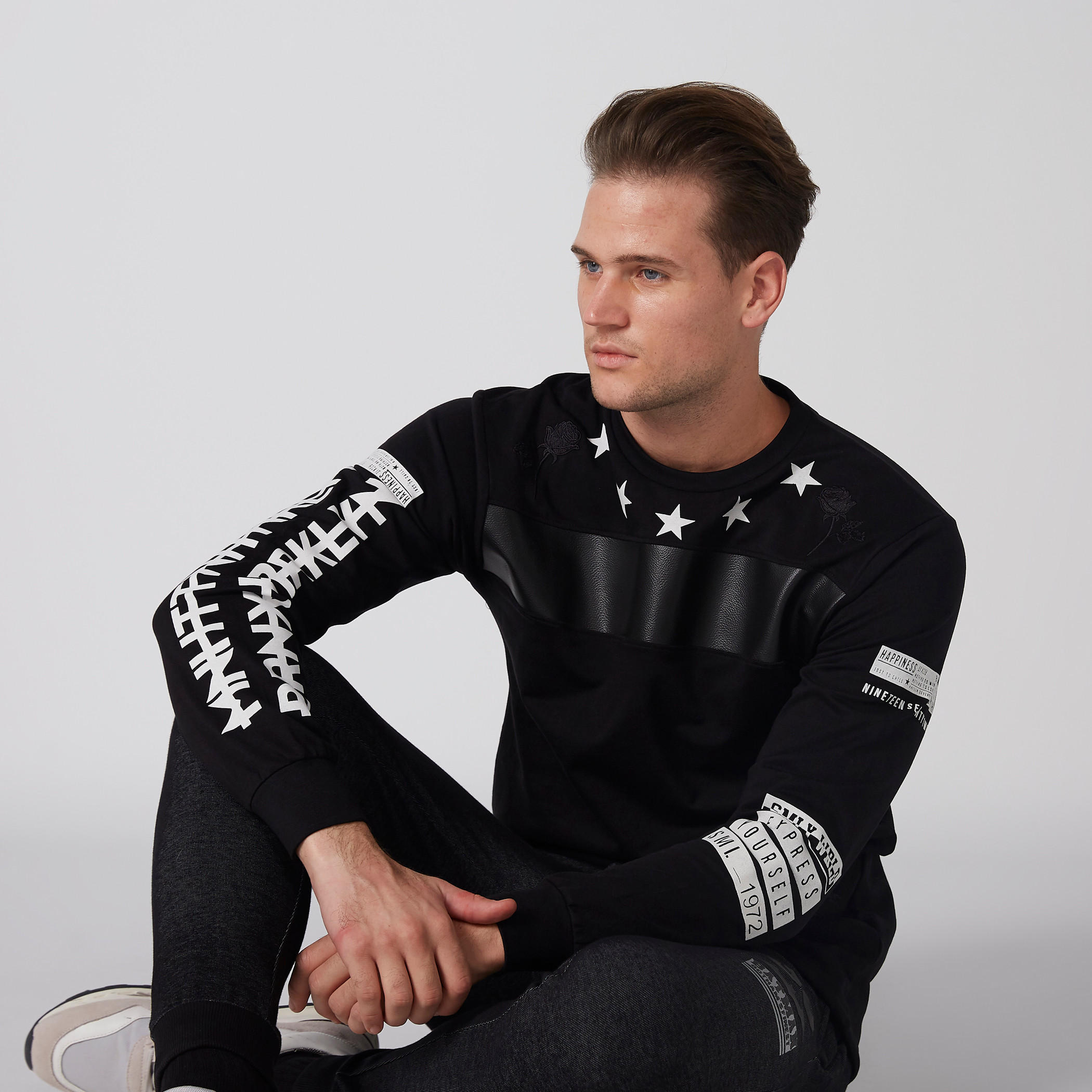 بنطال رياضي بخصر مطّاطي وجيوب وطبعات باتمان-men-clothing-bottoms-joggers-image-4