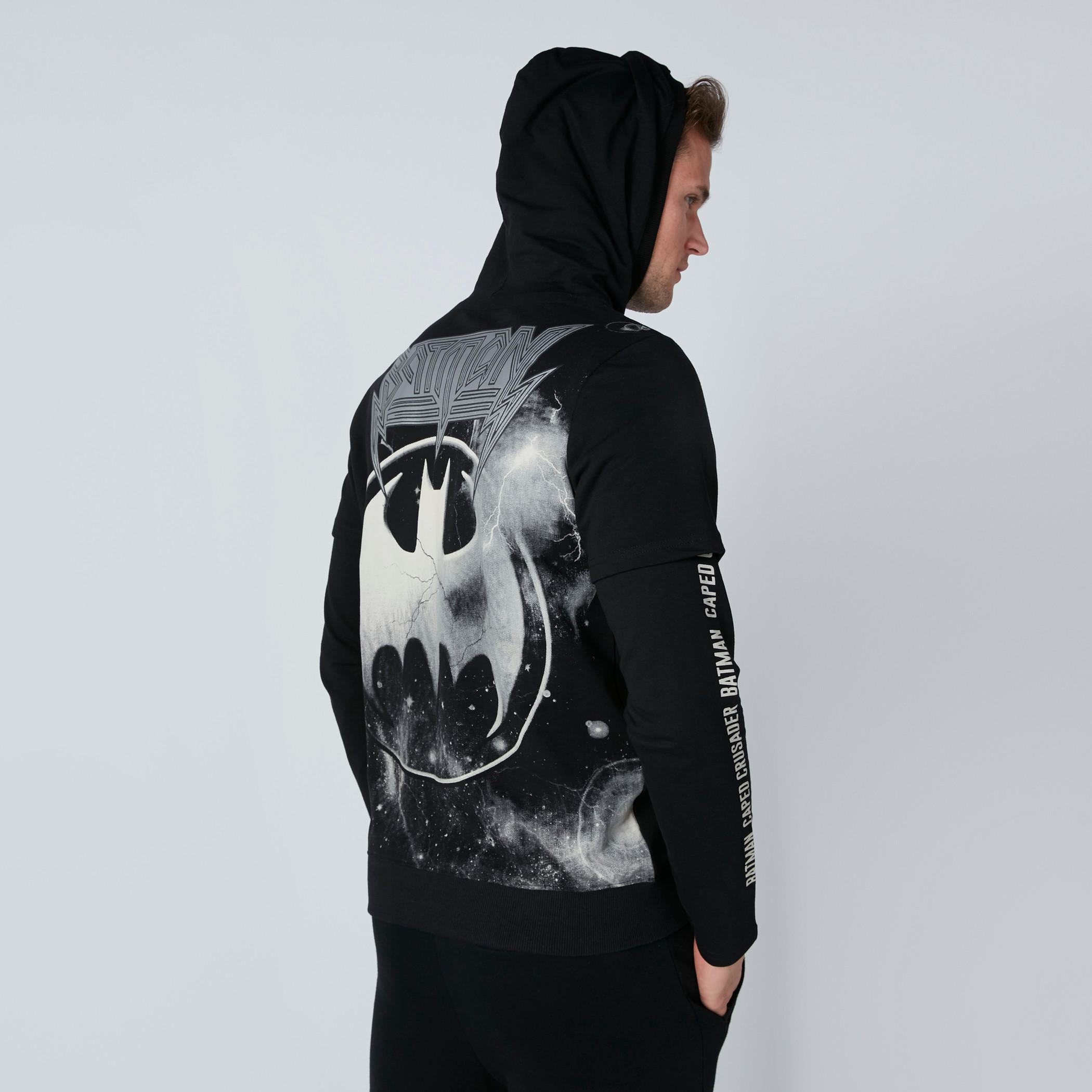 Batman Printed Sweatshirt with Hood and Long Sleeves-men-winterwear-hoodiesandsweatshirts-image-2