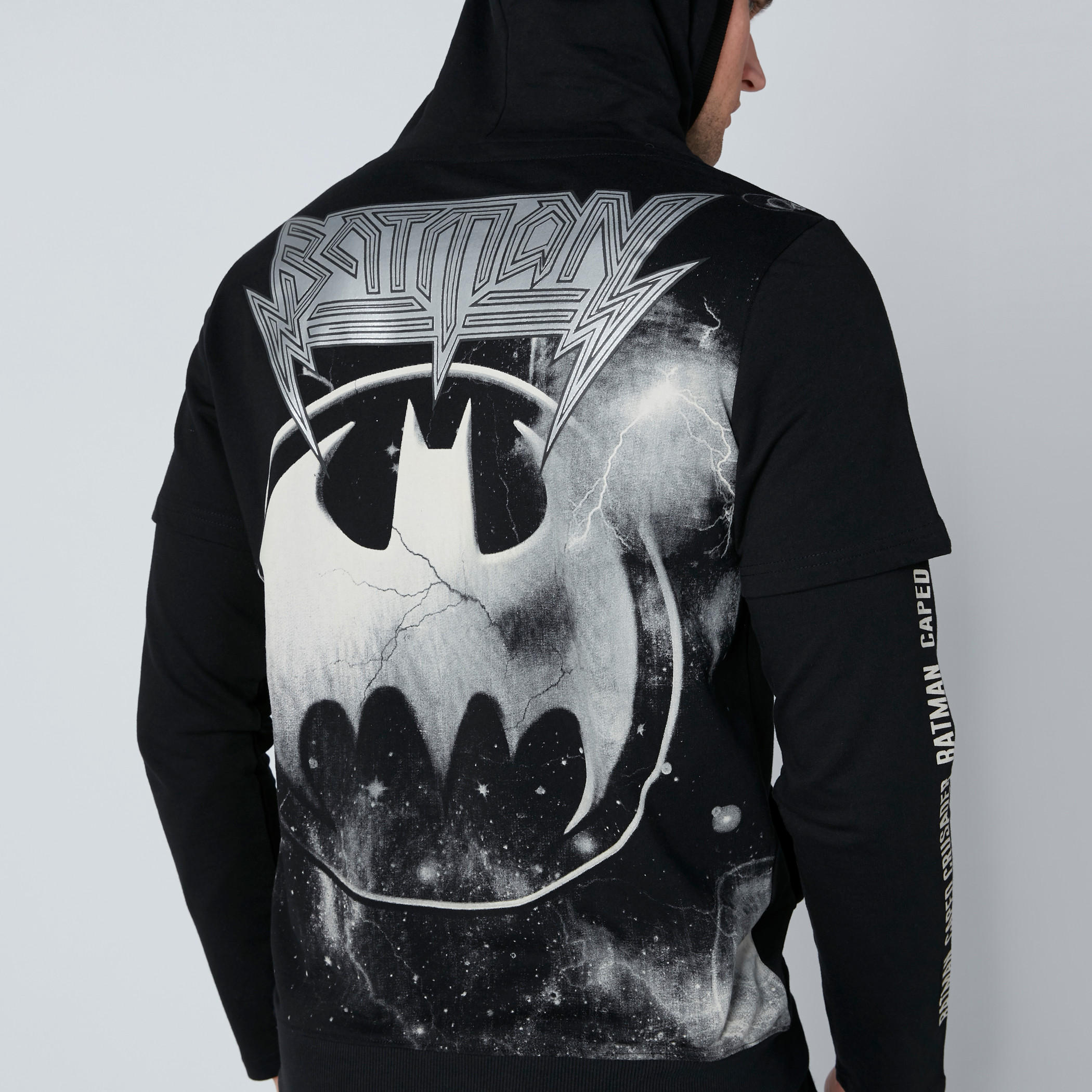 Batman Printed Sweatshirt with Hood and Long Sleeves-men-winterwear-hoodiesandsweatshirts-image-4