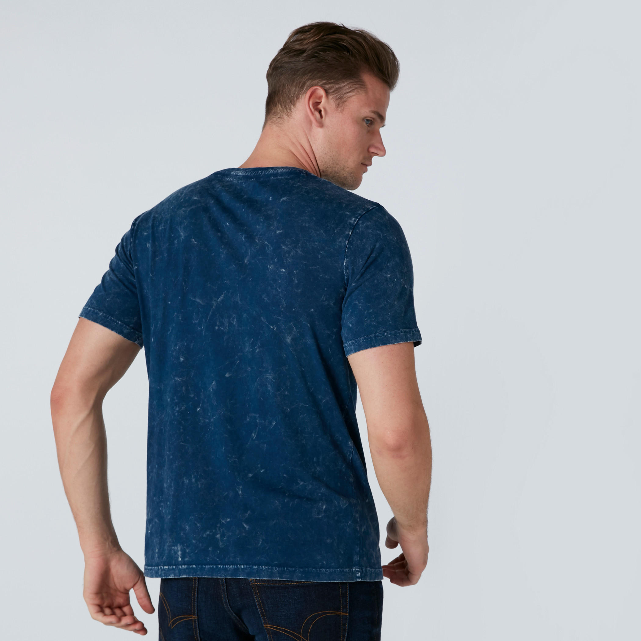 تيشيرت بأكمام قصيرة وطبعات-men-clothing-tshirtsandpolos-tshirts-image-2
