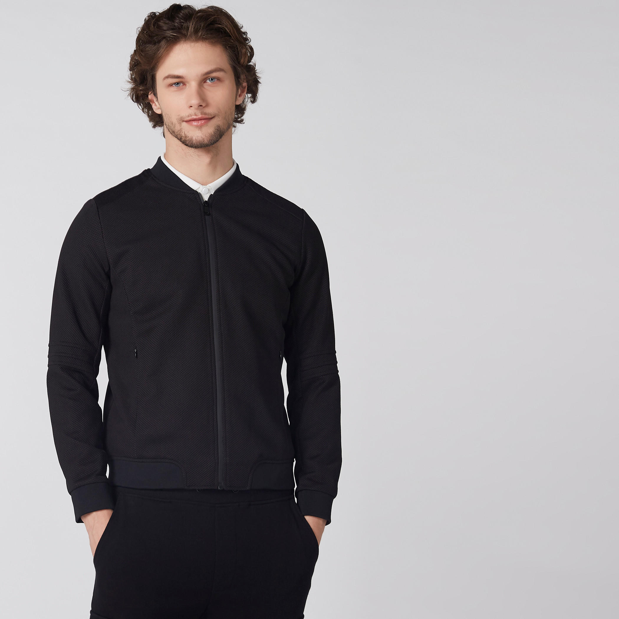 جاكيت بارز الملمس بسحّاب إغلاق وجيوب ميكي ماوس-men-clothing-jacketsandblazers-jackets-image-2