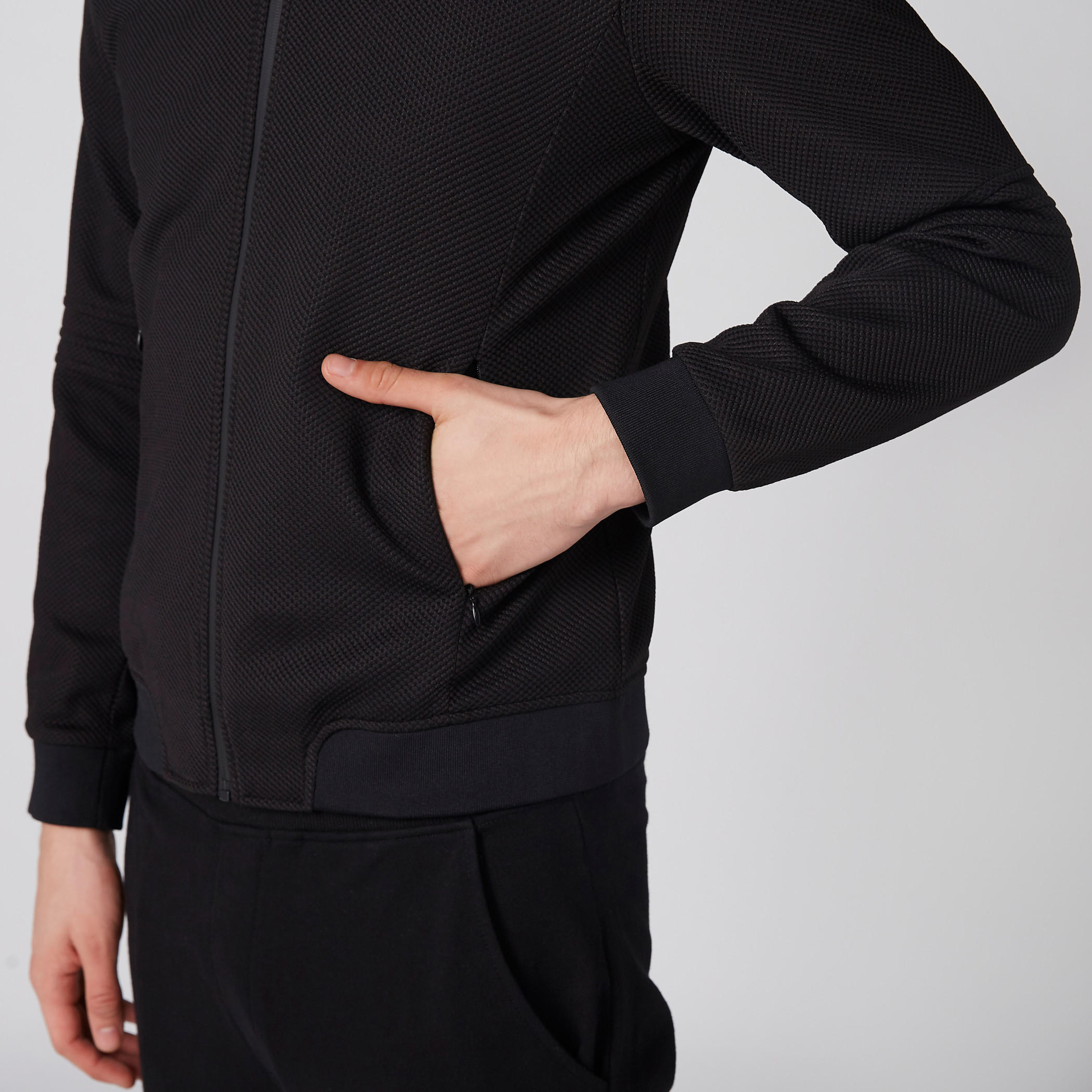 جاكيت بارز الملمس بسحّاب إغلاق وجيوب ميكي ماوس-men-clothing-jacketsandblazers-jackets-image-4