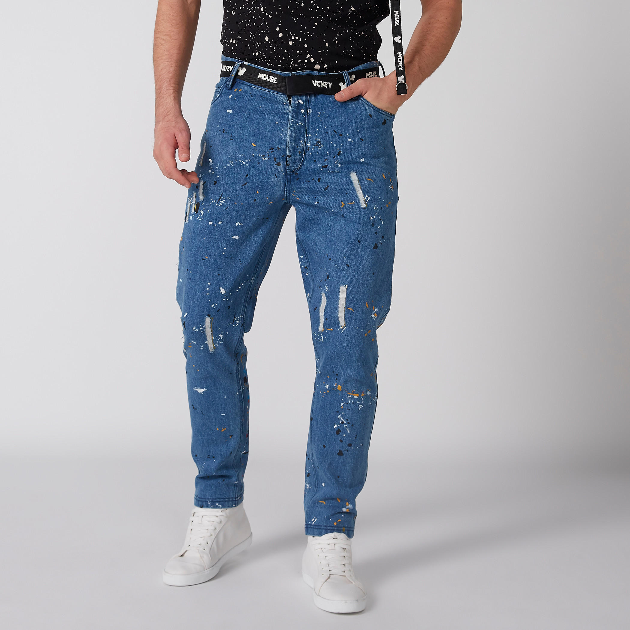 بنطال جينز بتصميم ممزق وجيوب وطبعات ميكي ماوس-men-clothing-bottoms-jeans-image-5