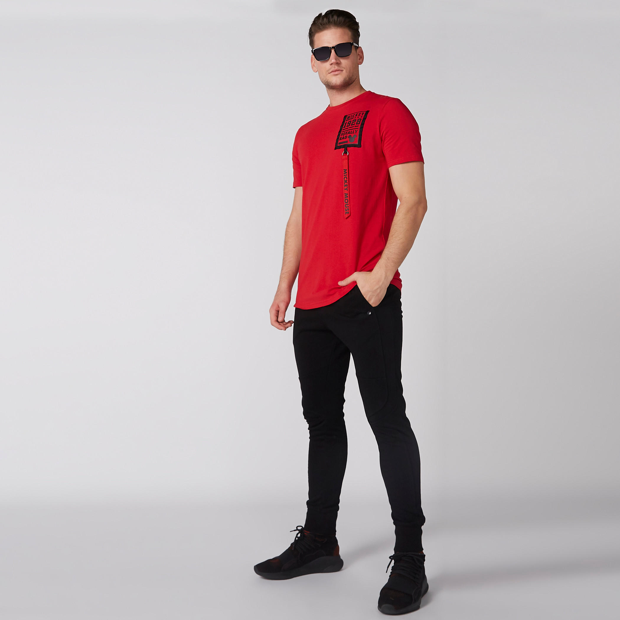 Mickey Mouse Printed T-Shirt with Crew Neck and Short Sleeves-men-clothing-tshirtsandpolos-tshirts-image-2