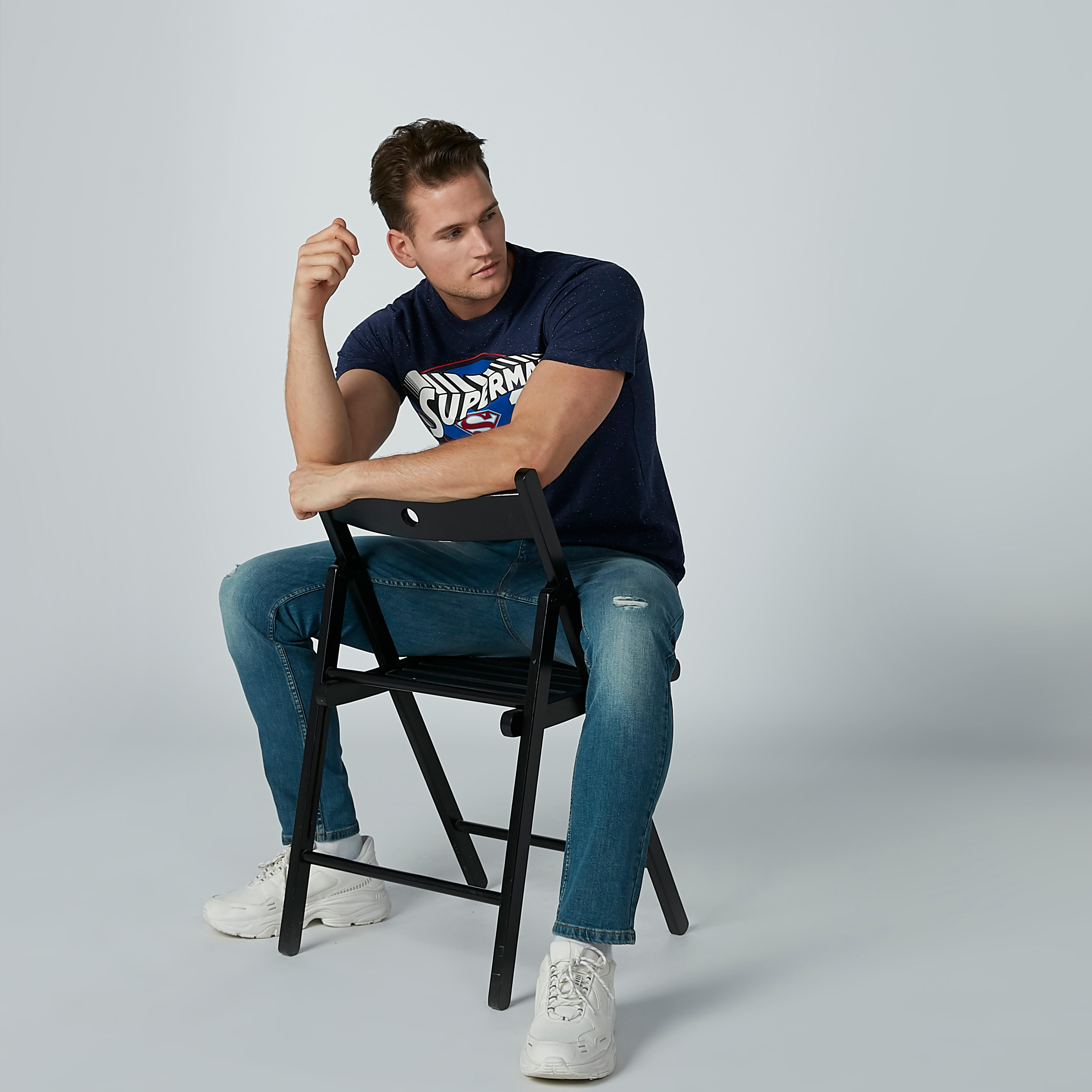تيشيرت بياقة مستديرة وأكمام قصيرة وطبعات سوبرمان-men-clothing-tshirtsandpolos-tshirts-image-2