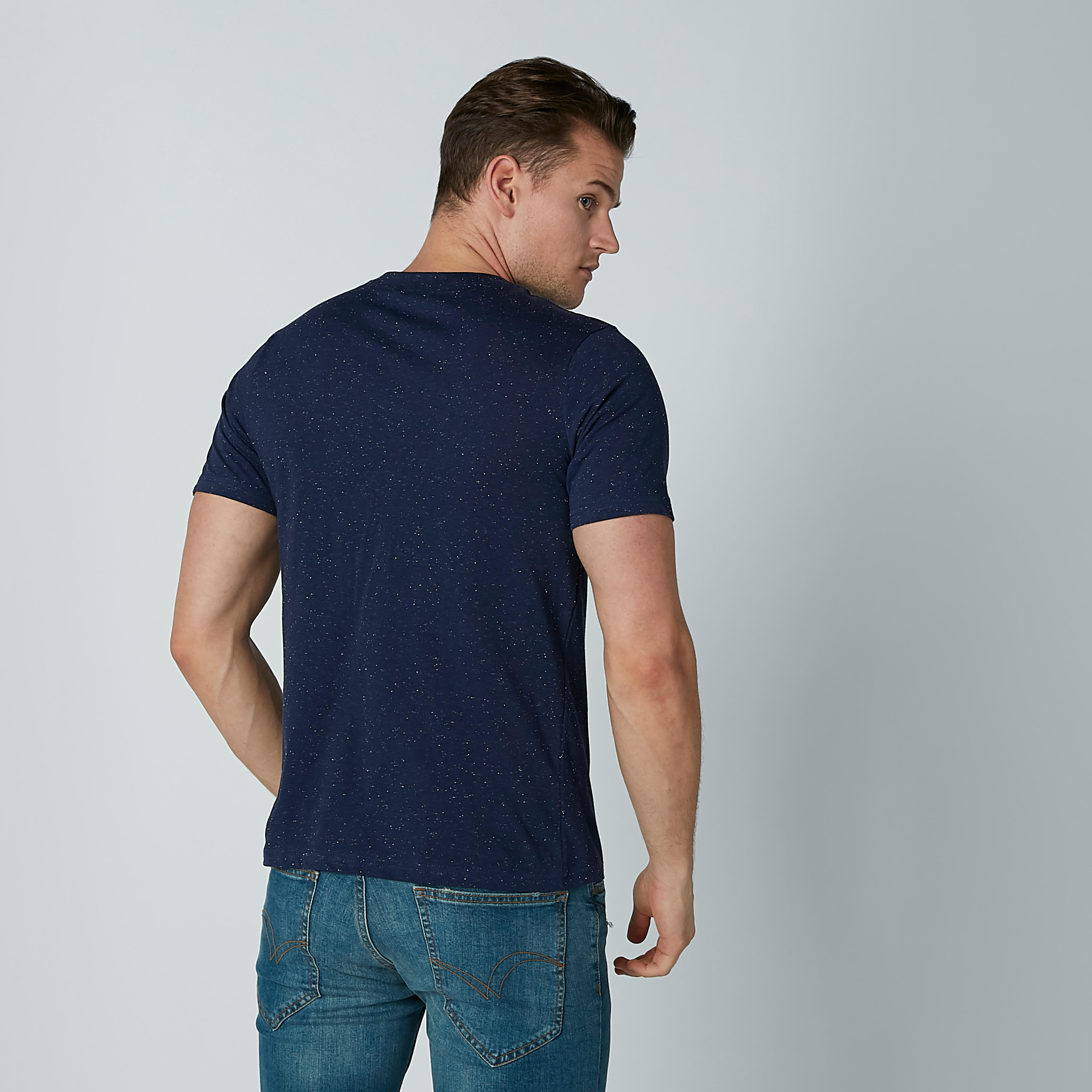 تيشيرت بياقة مستديرة وأكمام قصيرة وطبعات سوبرمان-men-clothing-tshirtsandpolos-tshirts-image-4