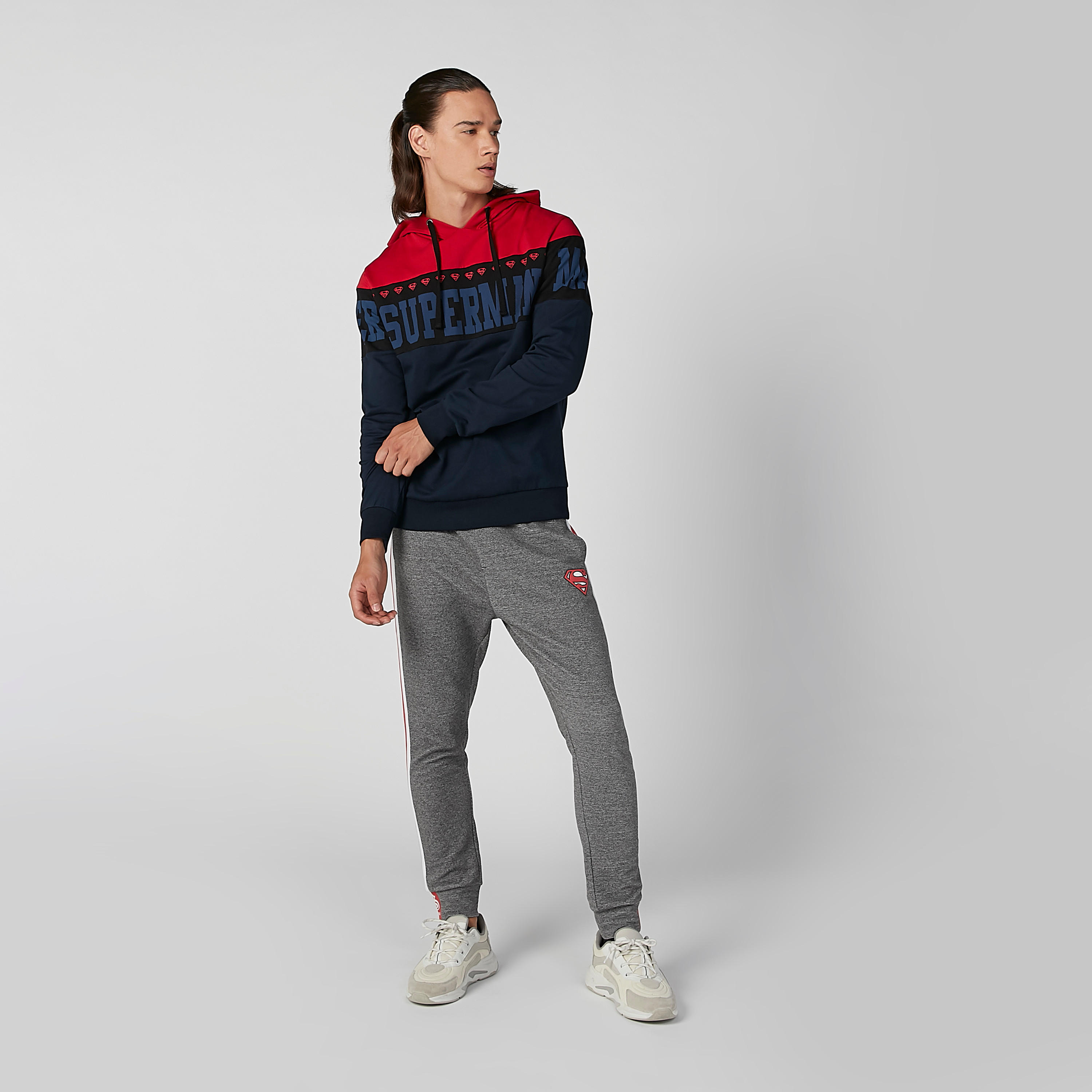 هودي بقصّة سليم وأكمام طويلة وطبعات سوبرمان-men-winterwear-hoodiesandsweatshirts-image-1