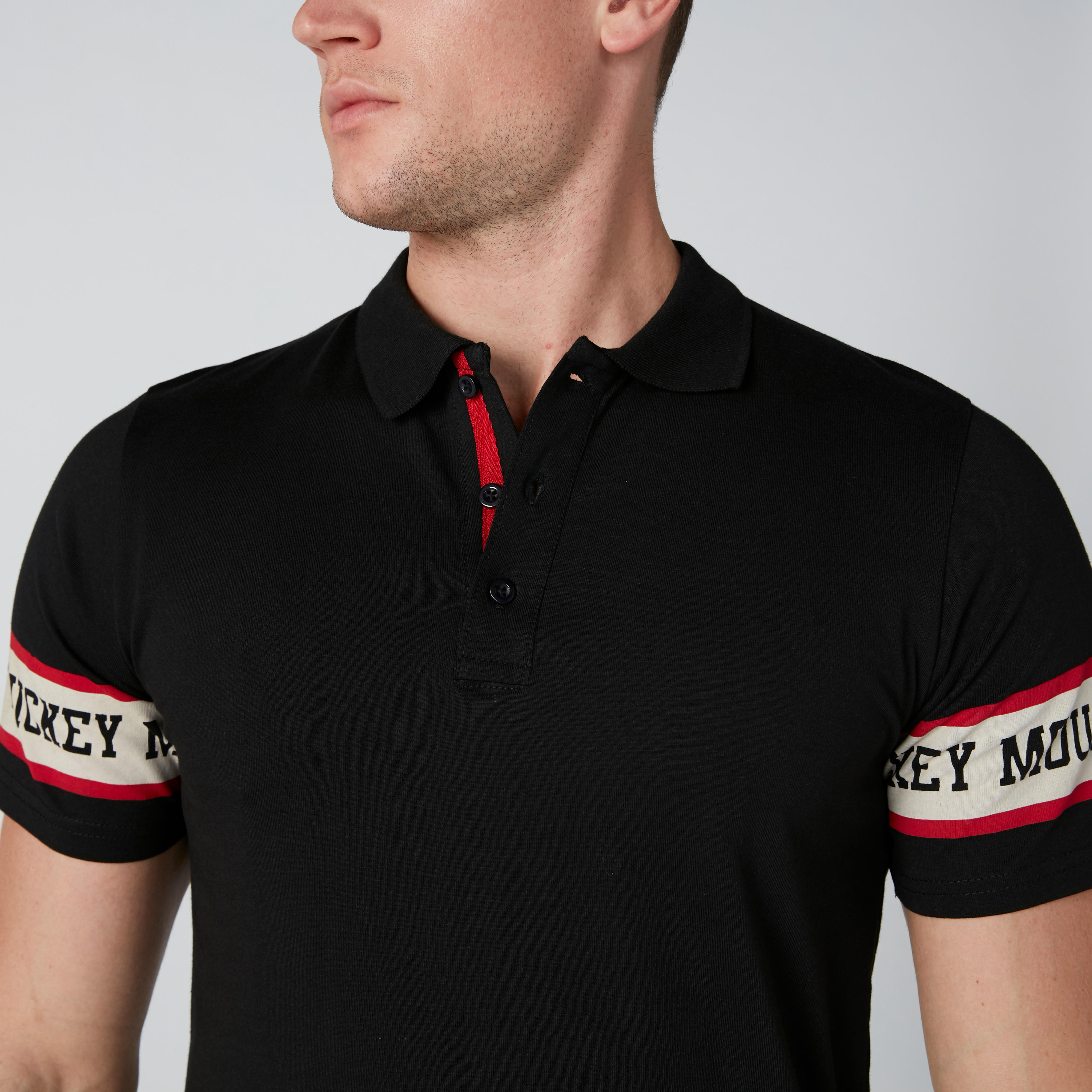 تيشيرت بياقة بولو وأكمام قصيرة وطبعات ميكي ماوس-men-clothing-tshirtsandpolos-polos-image-5