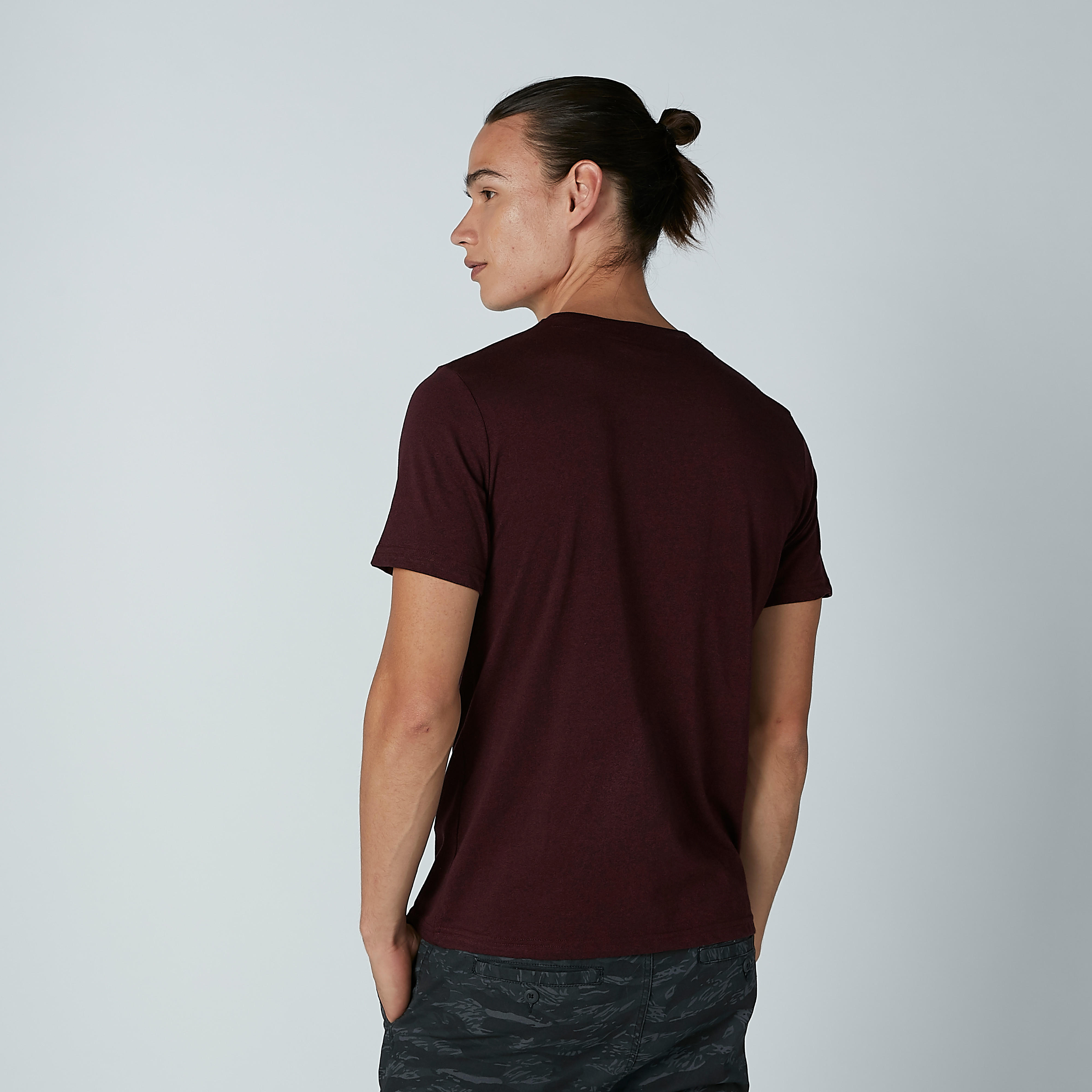 تيشيرت بياقة ضيقة وأكمام قصيرة وطبعات كابتن أمريكا-men-clothing-tshirtsandpolos-tshirts-image-4
