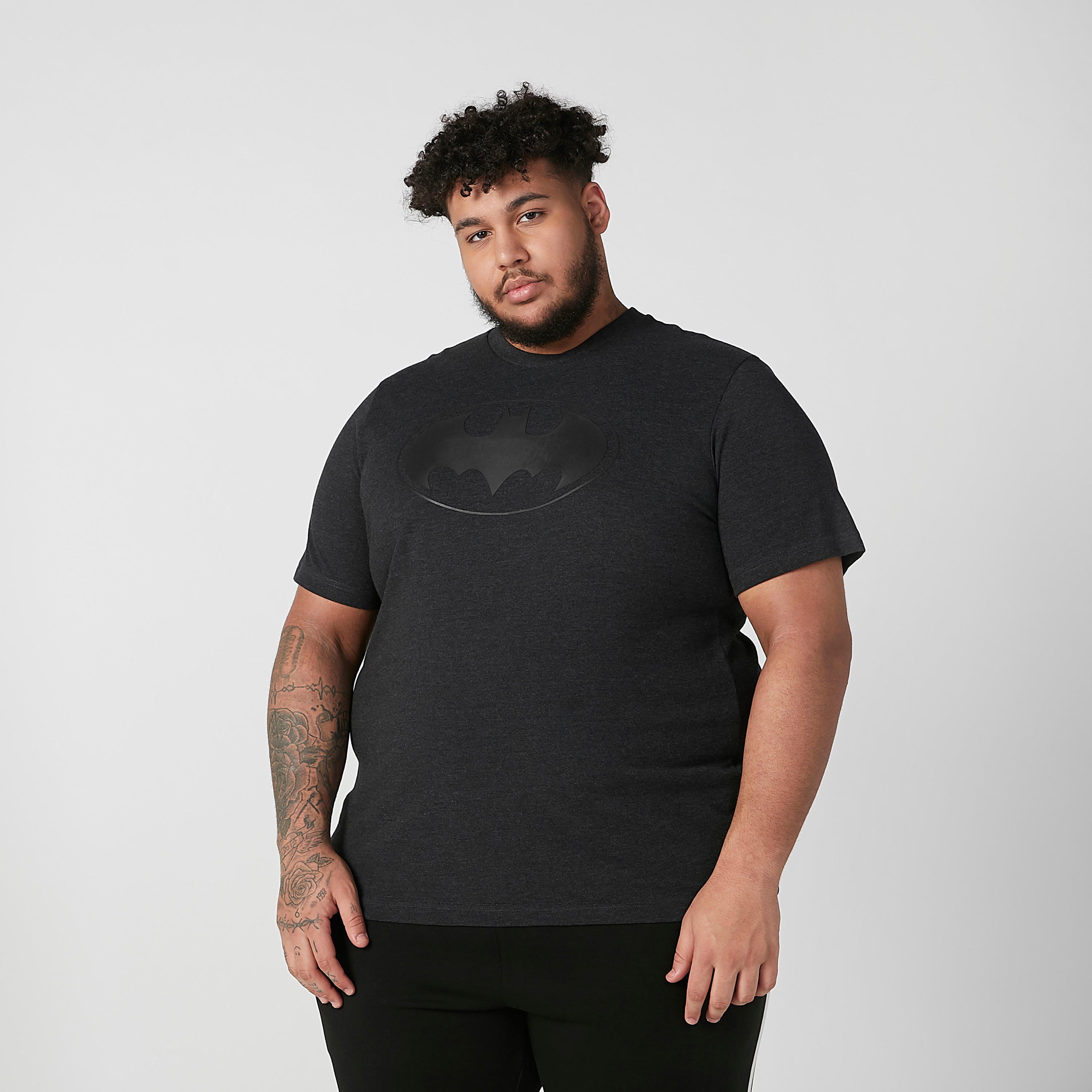 تيشيرت سليم بياقة مستديرة وأكمام قصيرة وطبعات باتمان-men-clothing-tshirtsandpolos-tshirts-image-3