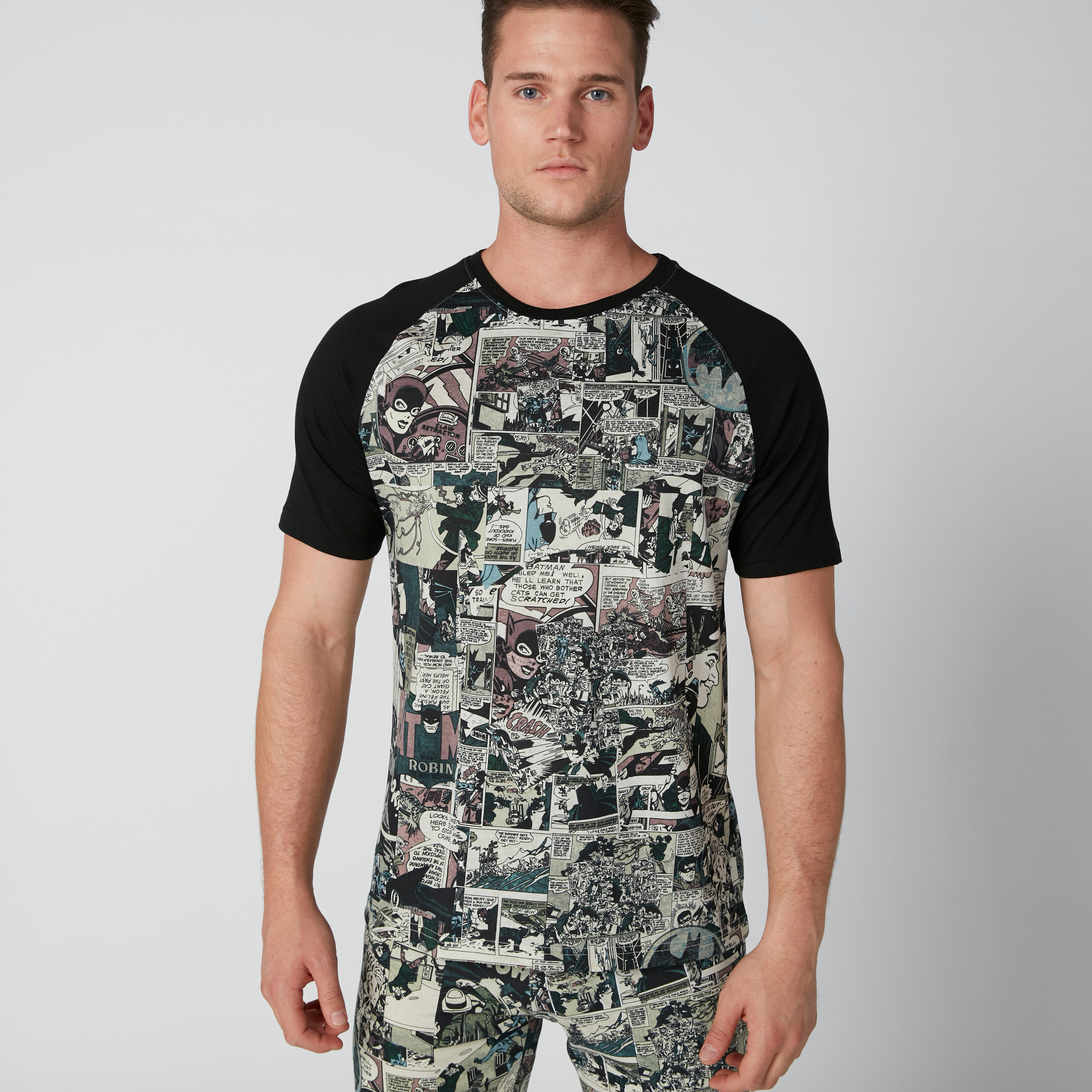 طقم بنطال بيجاما وتيشيرت بأكمام مغايرة وطبعات باتمان-men-clothing-nightwear-sets-image-3