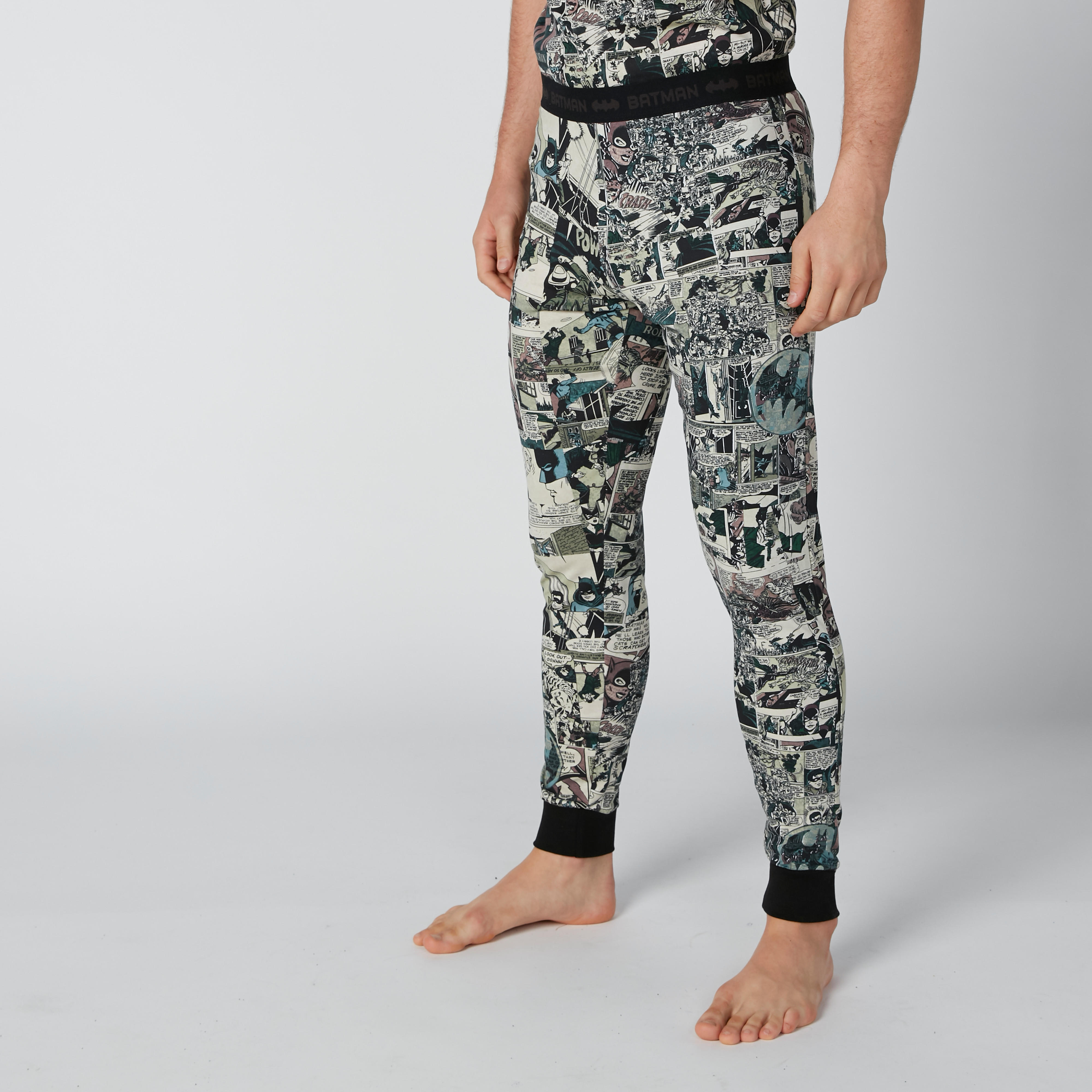 طقم بنطال بيجاما وتيشيرت بأكمام مغايرة وطبعات باتمان-men-clothing-nightwear-sets-image-1