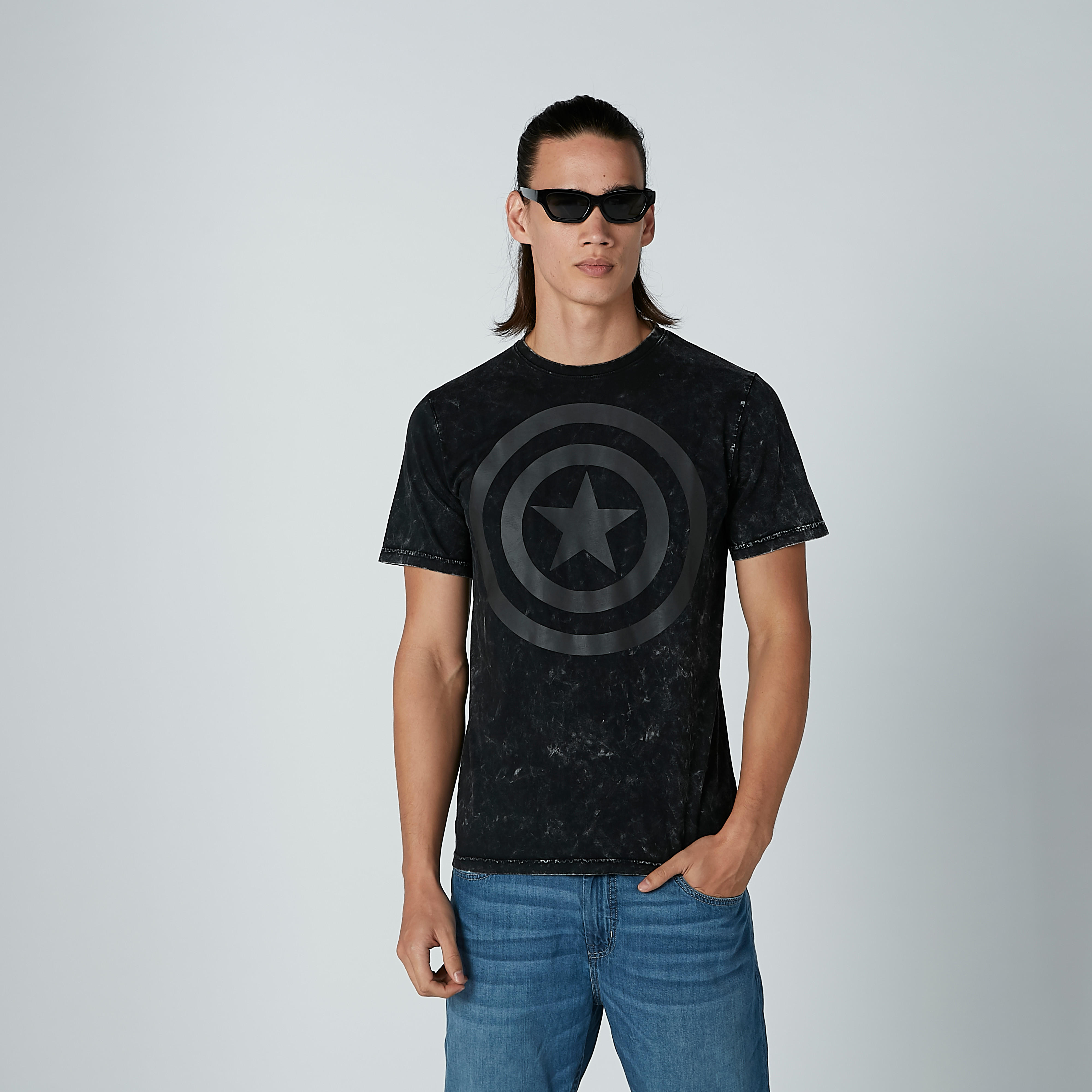 تيشيرت بياقة مستديرة وأكمام قصيرة وطبعات كابتن أمريكا-men-clothing-tshirtsandpolos-tshirts-image-1