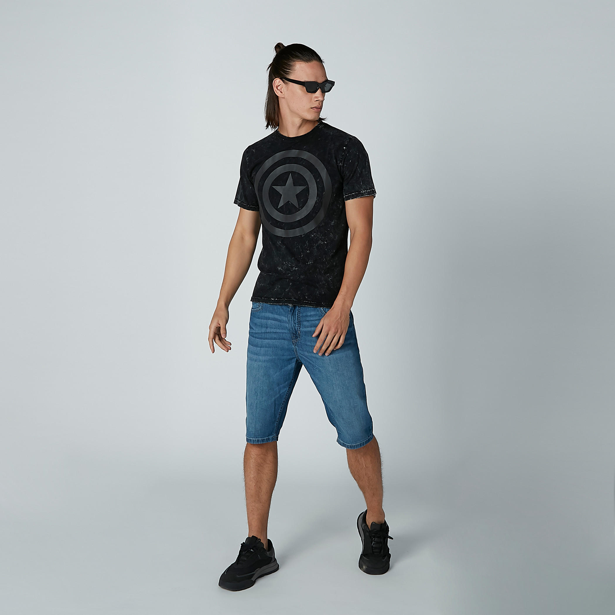 تيشيرت بياقة مستديرة وأكمام قصيرة وطبعات كابتن أمريكا-men-clothing-tshirtsandpolos-tshirts-image-3