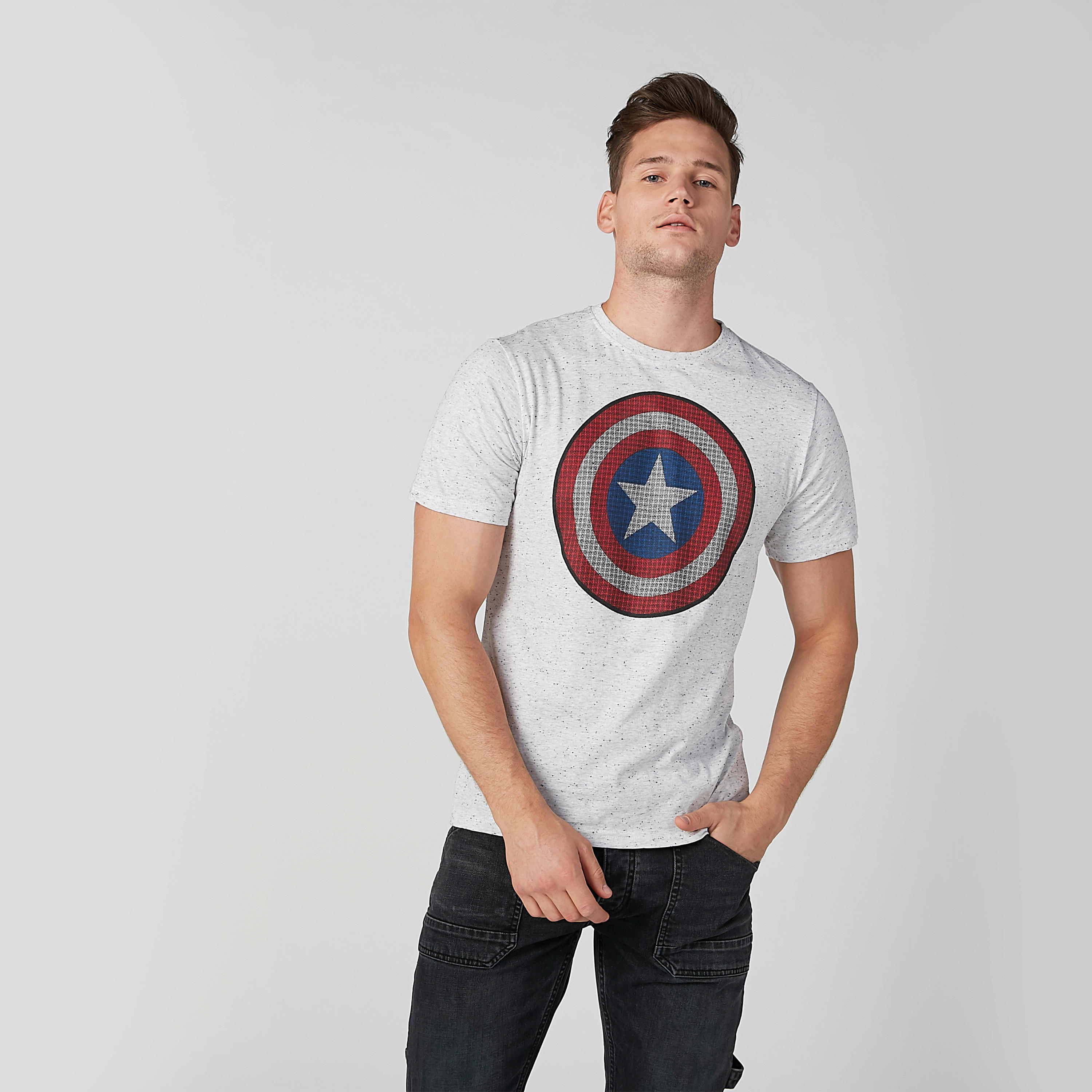 Slim Fit Captain America Printed T-shirt with Crew Neck-men-clothing-tshirtsandpolos-tshirts-image-1