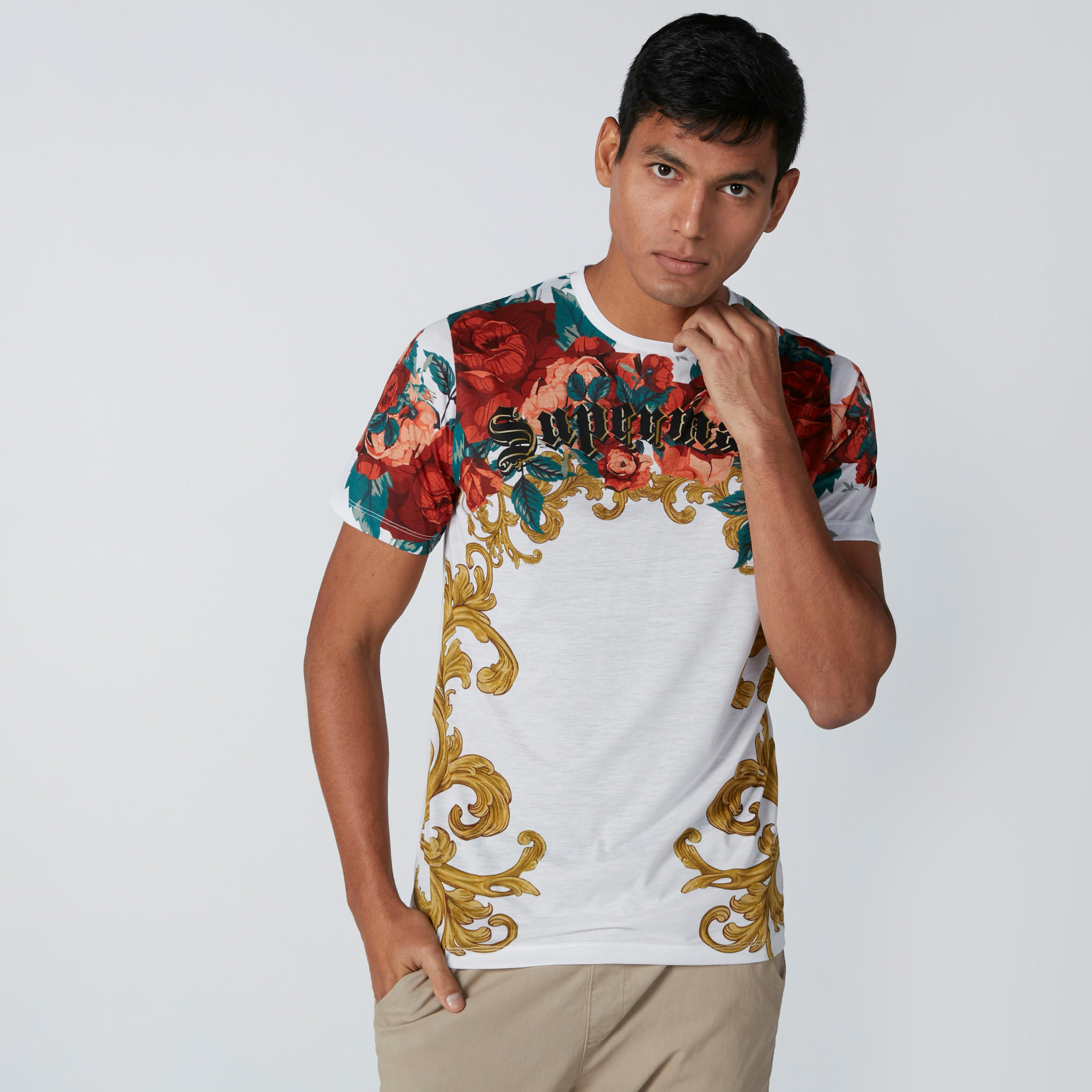تيشيرت بياقة ضيّقة وطبعات سوبرمان-men-clothing-tshirtsandpolos-tshirts-image-4