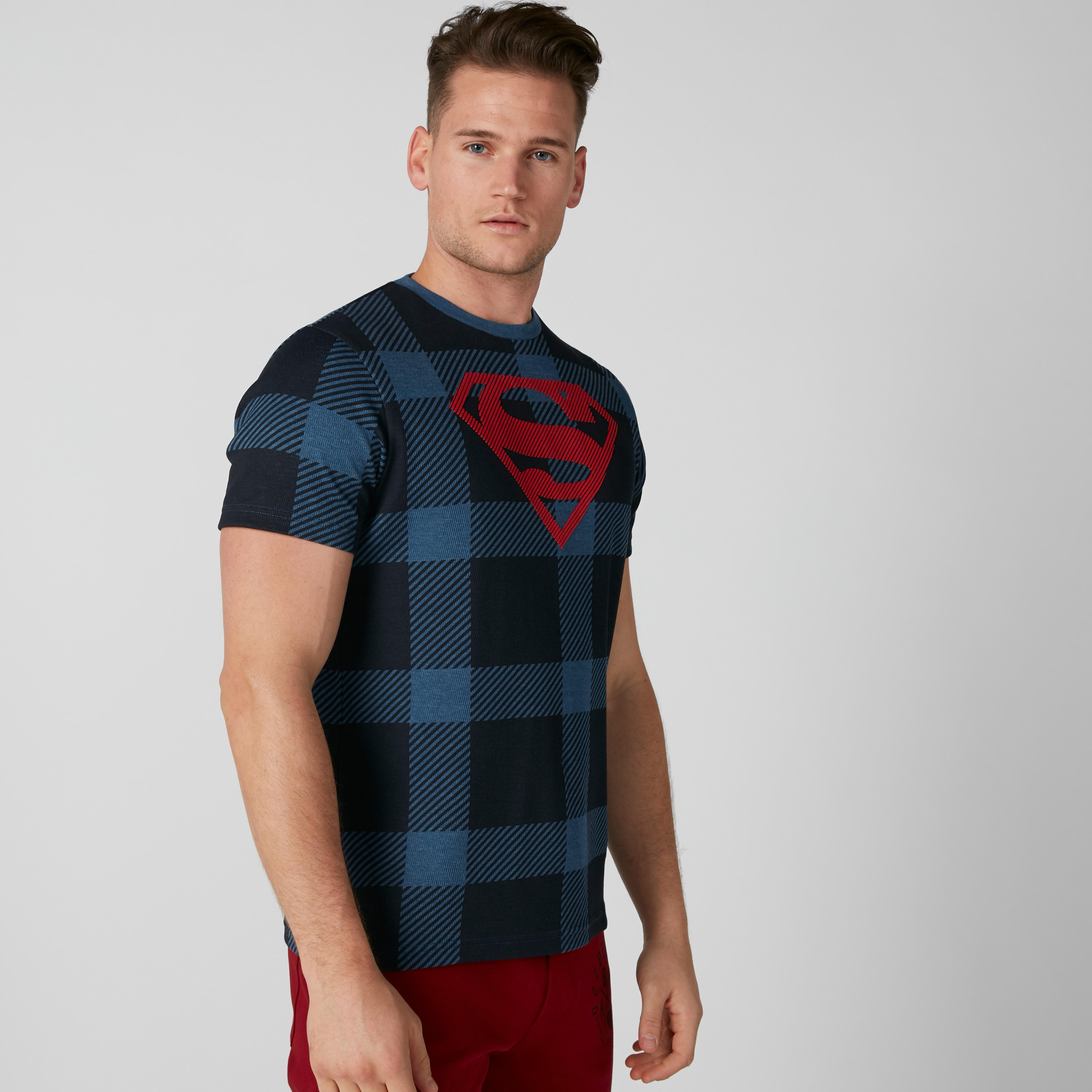 تيشيرت كاروهات بياقة ضيقة وأكمام قصيرة سوبرمان-men-clothing-tshirtsandpolos-tshirts-image-3