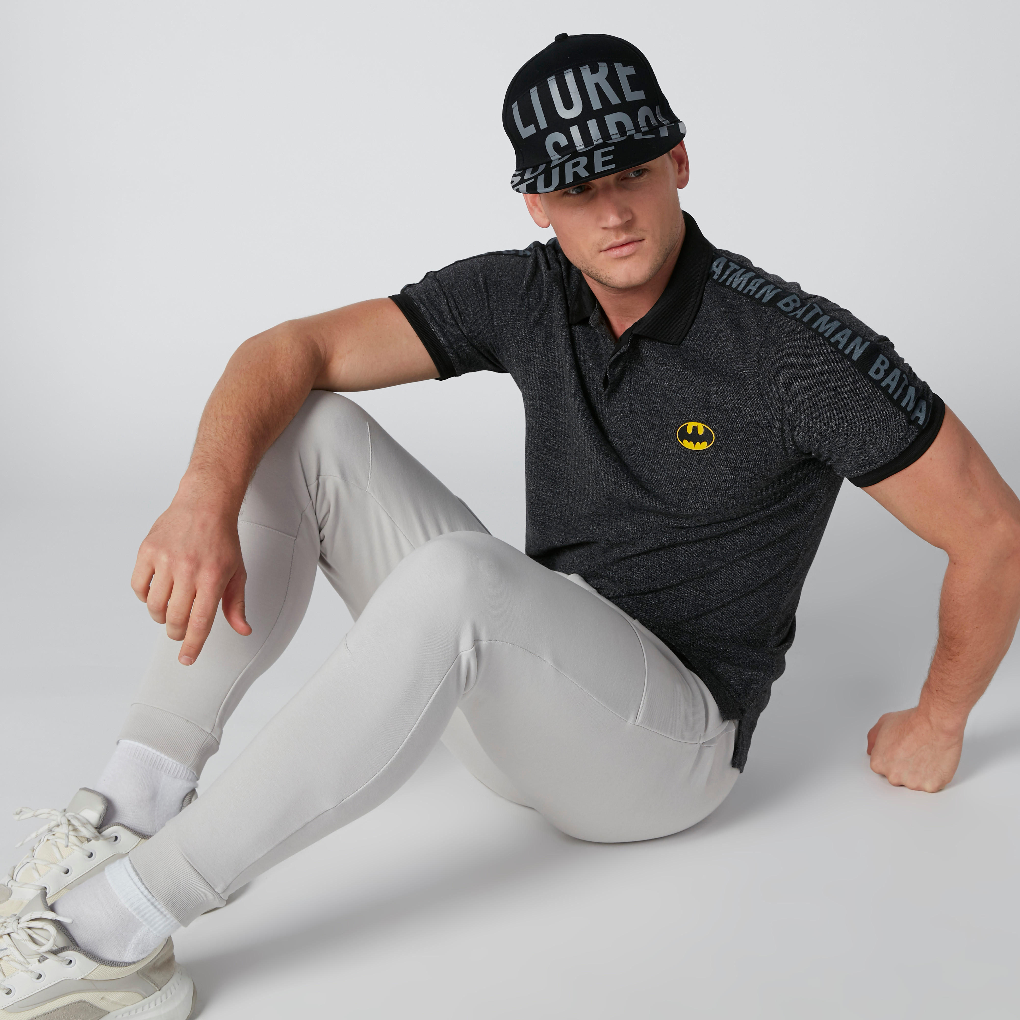 تيشيرت بياقة بولو وشريطة وطبعات باتمان-men-clothing-tshirtsandpolos-polos-image-3
