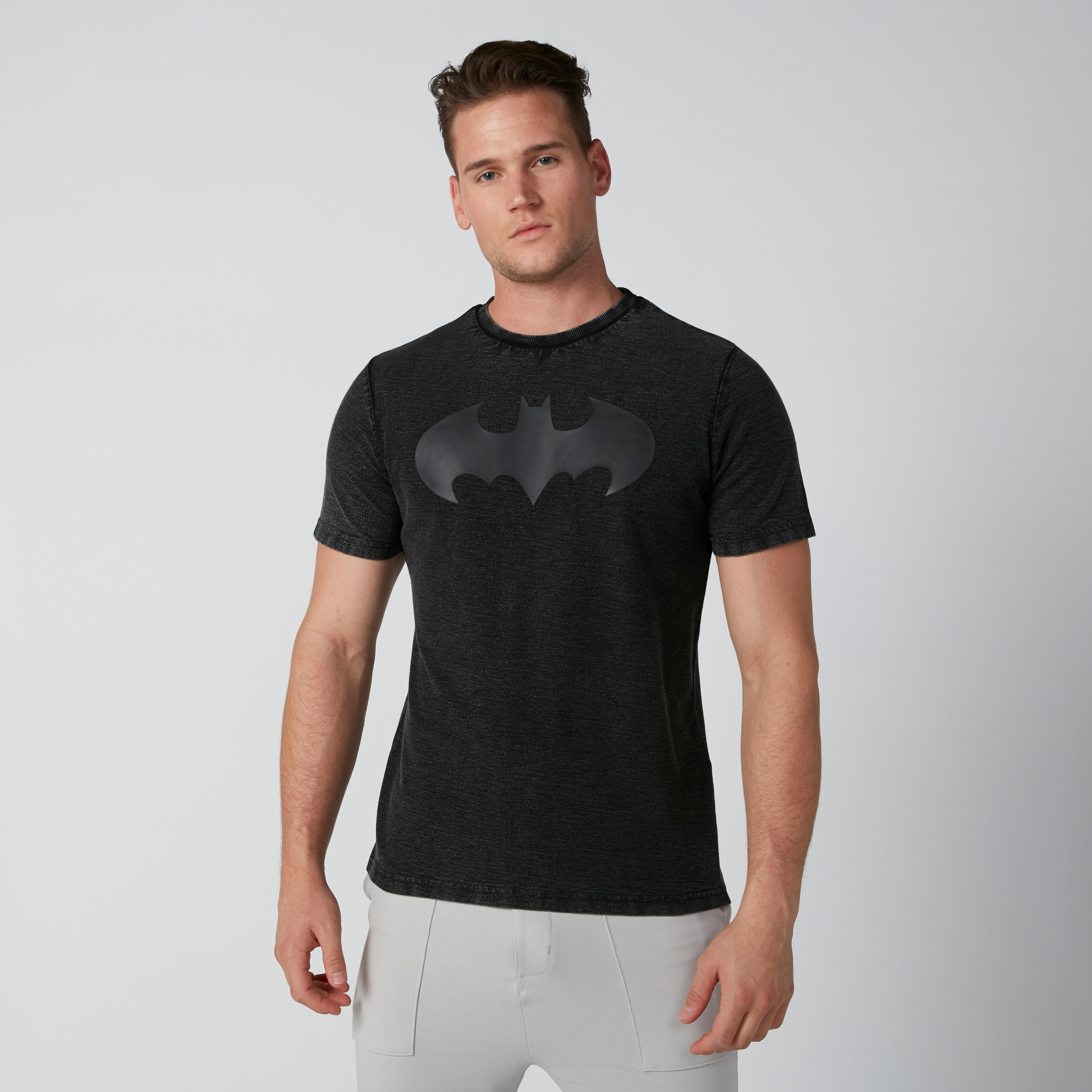 تيشيرت بياقة مستديرة وأكمام قصيرة وطبعات باتمان-men-clothing-tshirtsandpolos-tshirts-image-1
