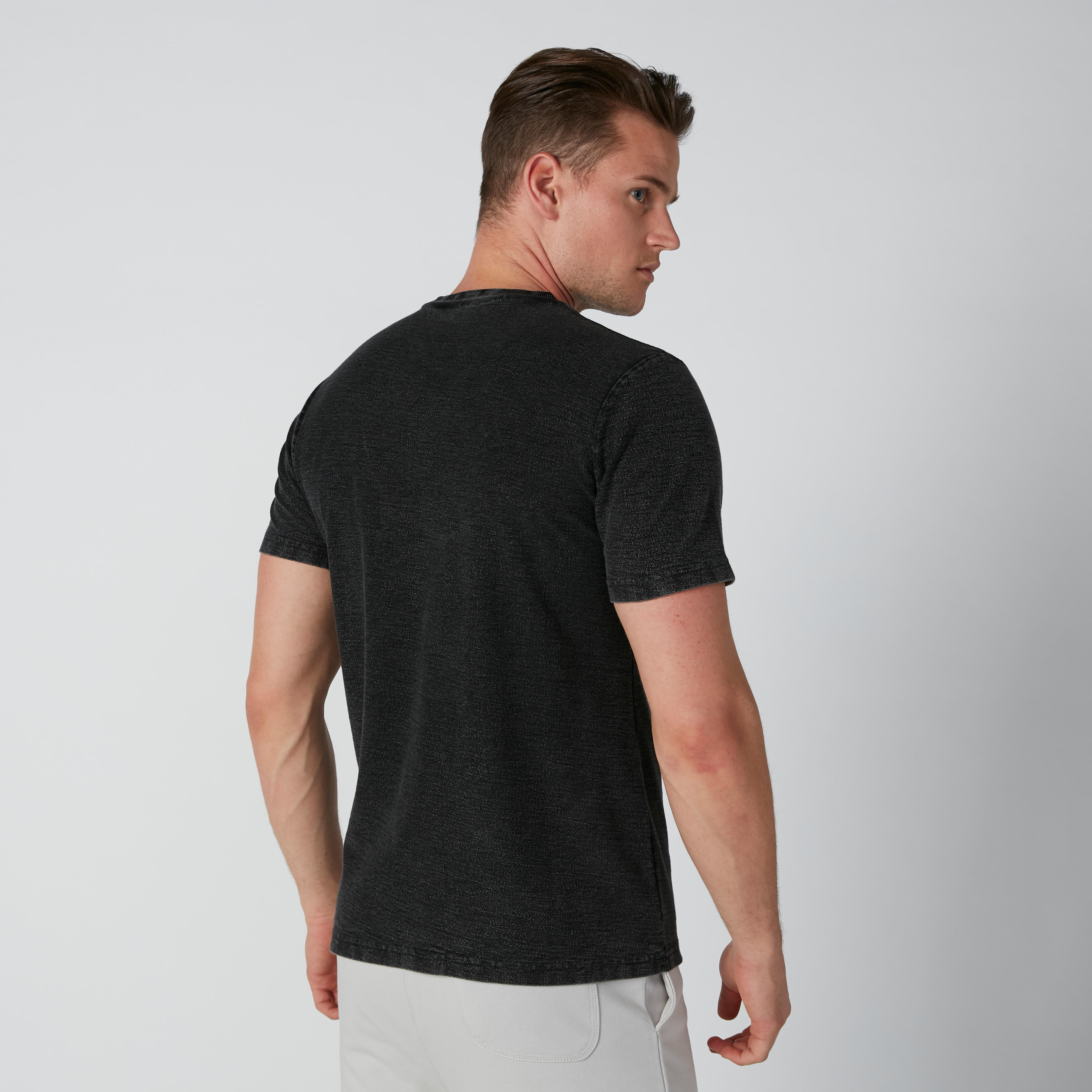 تيشيرت بياقة مستديرة وأكمام قصيرة وطبعات باتمان-men-clothing-tshirtsandpolos-tshirts-image-2