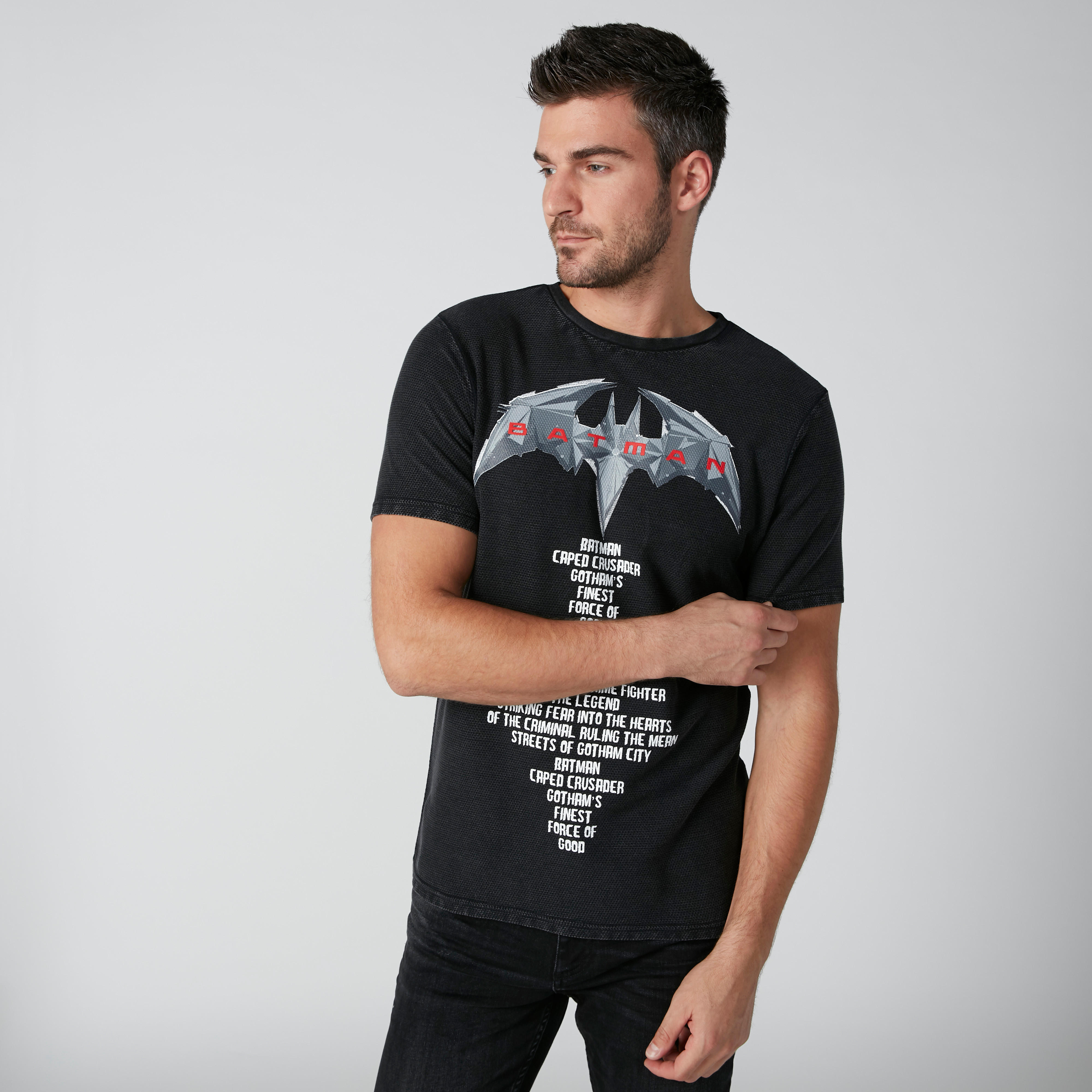 تيشيرت بأكمام قصيرة وطبعات باتمان-men-clothing-tshirtsandpolos-tshirts-image-2