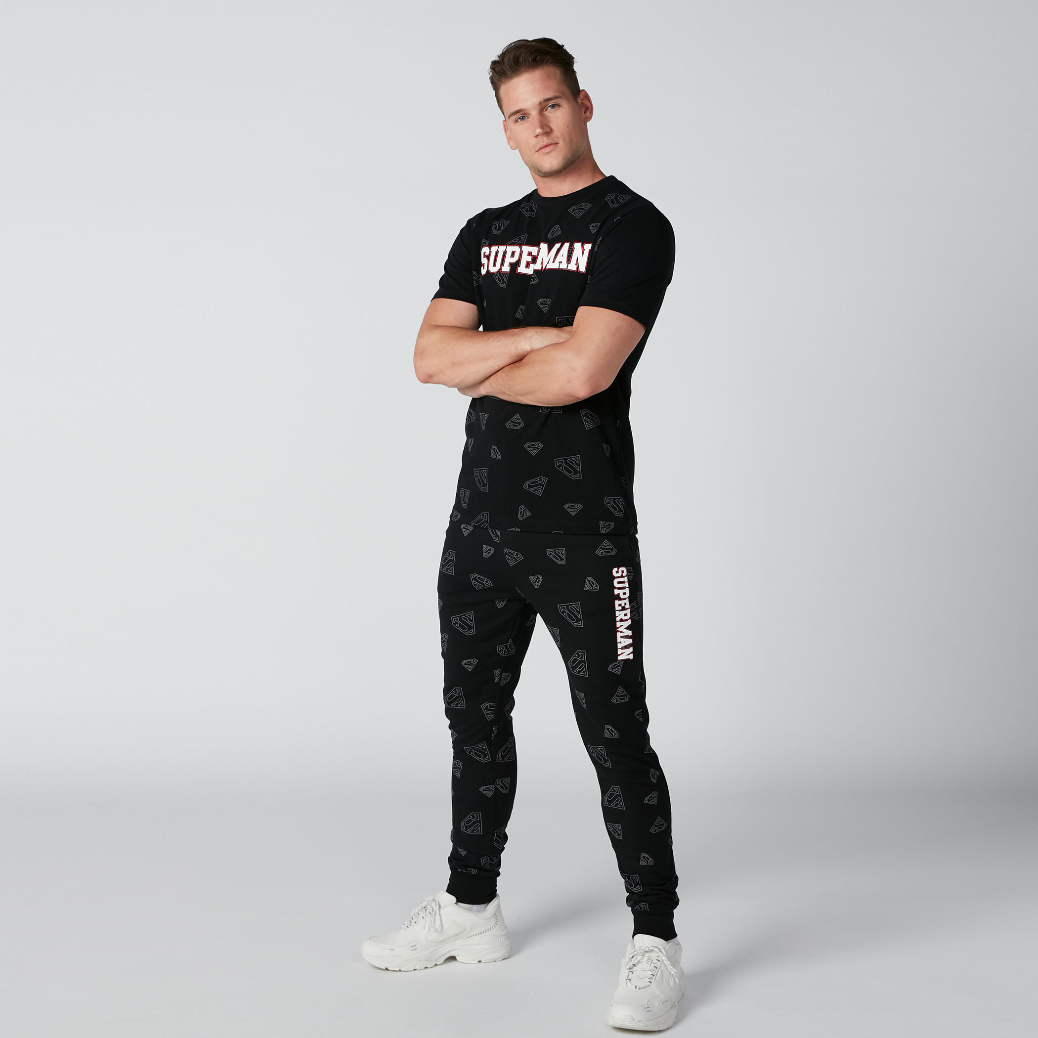 بنطال رياضي برباط وجيوب وطبعات سوبرمان-men-clothing-bottoms-joggers-image-1