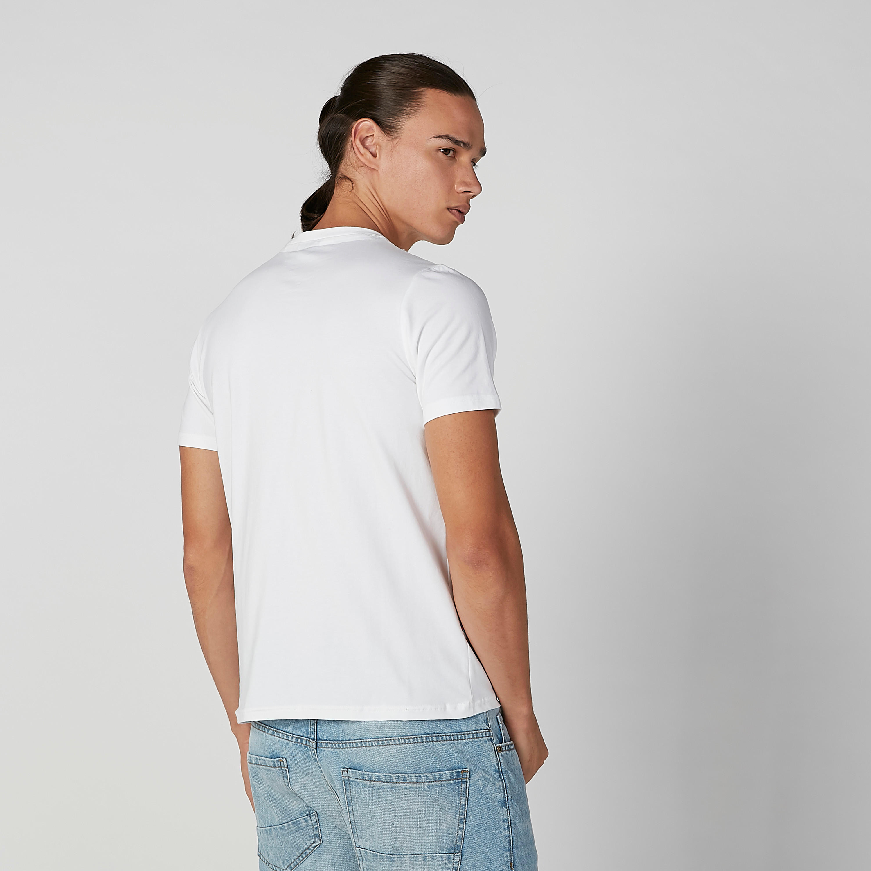 تيشيرت مستدام بياقة ضيّقة وأكمام قصيرة وطبعات ديكستر-men-clothing-tshirtsandpolos-tshirts-image-3