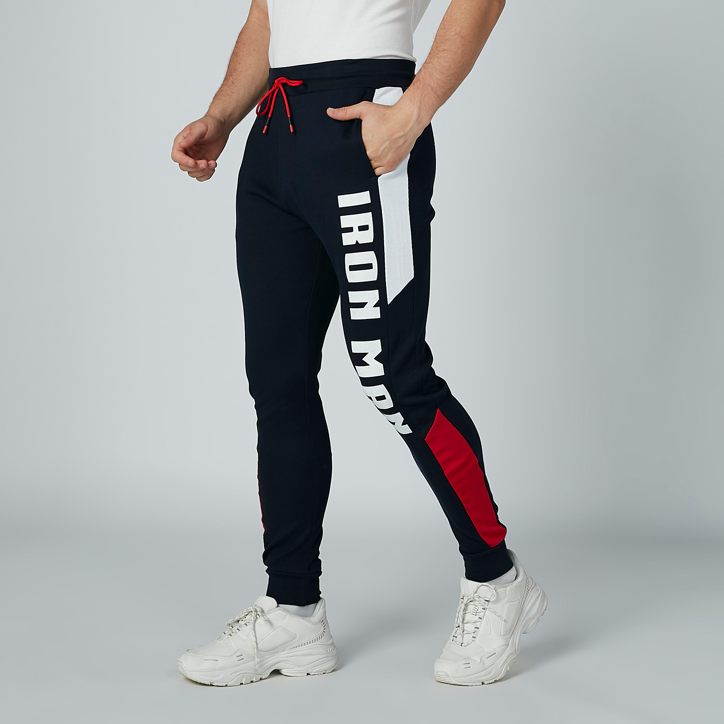 بنطال رياضي برباط وجيوب وطبعات آيرون مان-men-clothing-bottoms-joggers-image-1