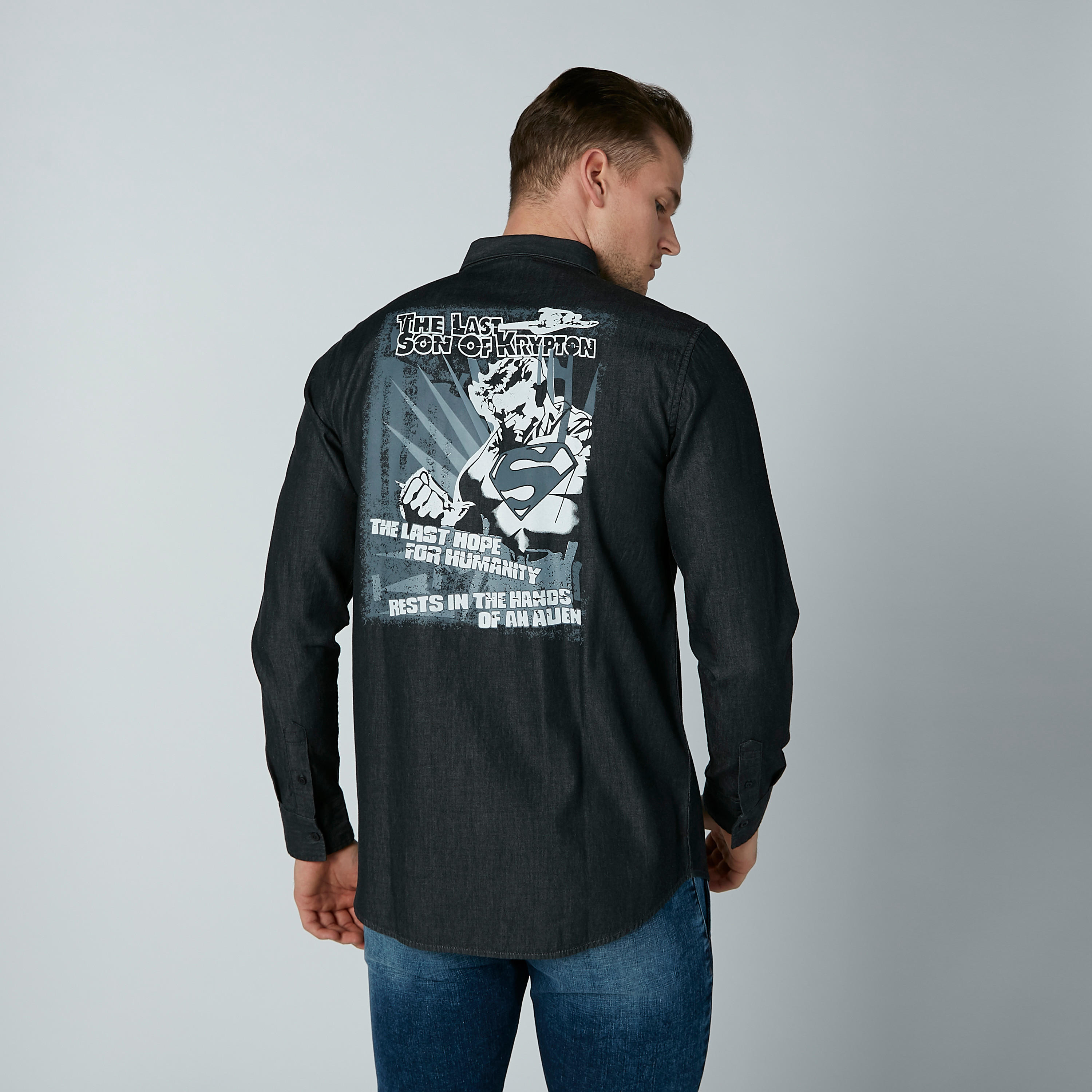تيشيرت بأكمام طويلة وطبعات سوبرمان-men-clothing-shirts-image-3
