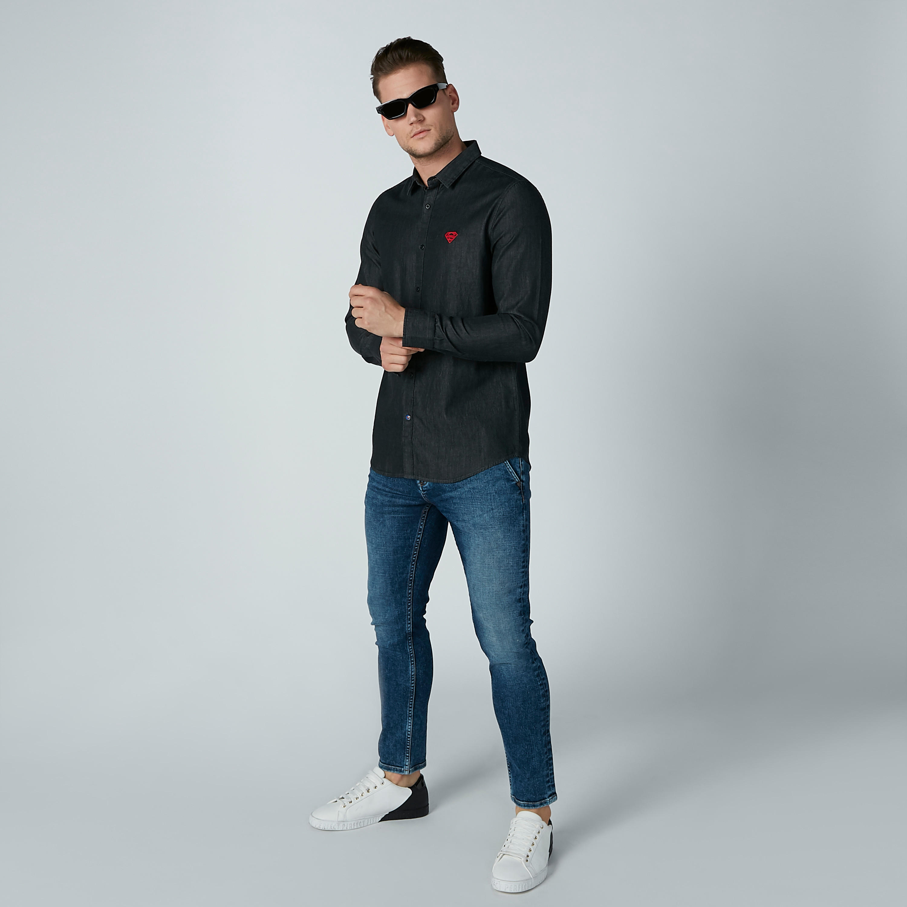 تيشيرت بأكمام طويلة وطبعات سوبرمان-men-clothing-shirts-image-5