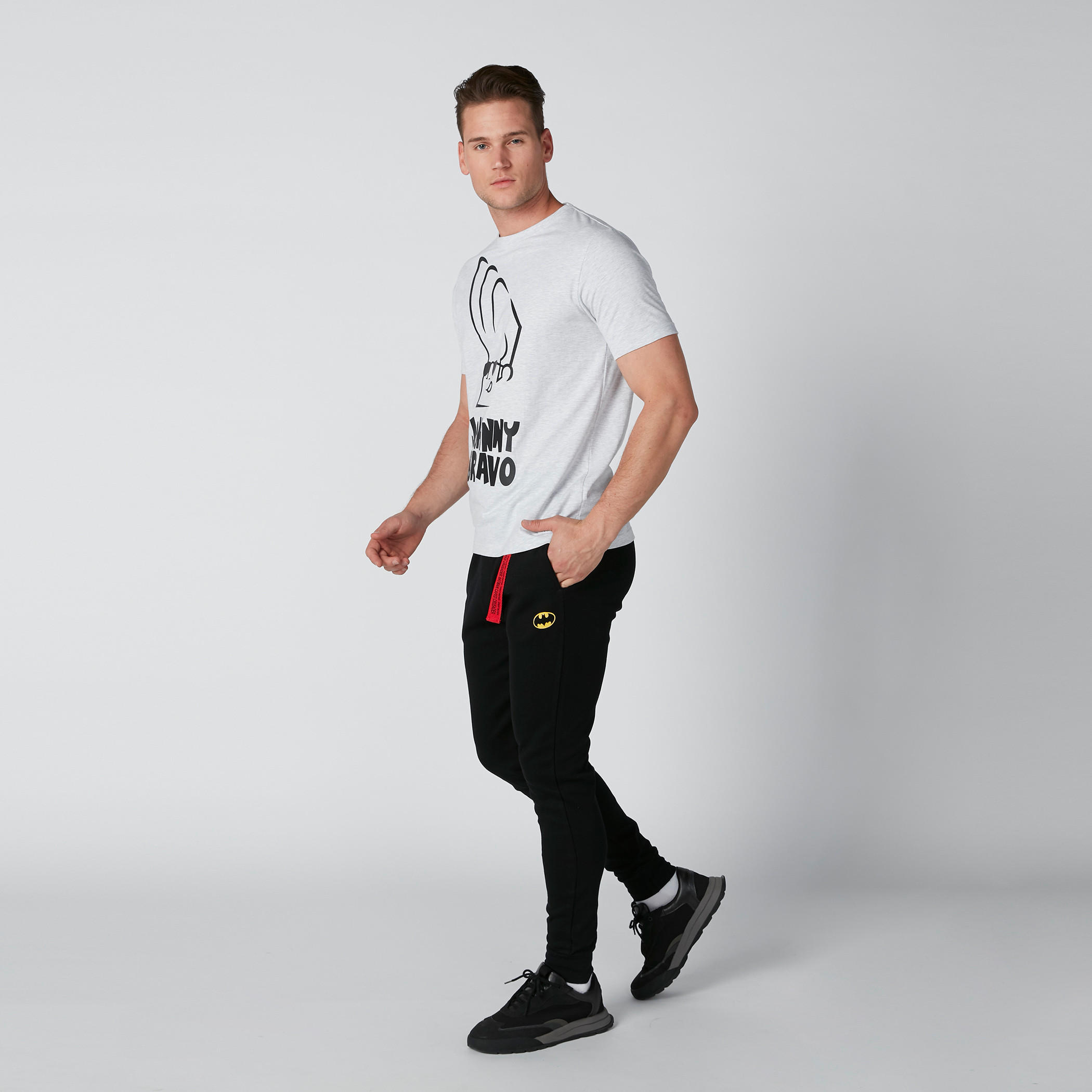 تيشيرت بأكمام قصيرة وطبعات جوني برافو-men-clothing-tshirtsandpolos-tshirts-image-2