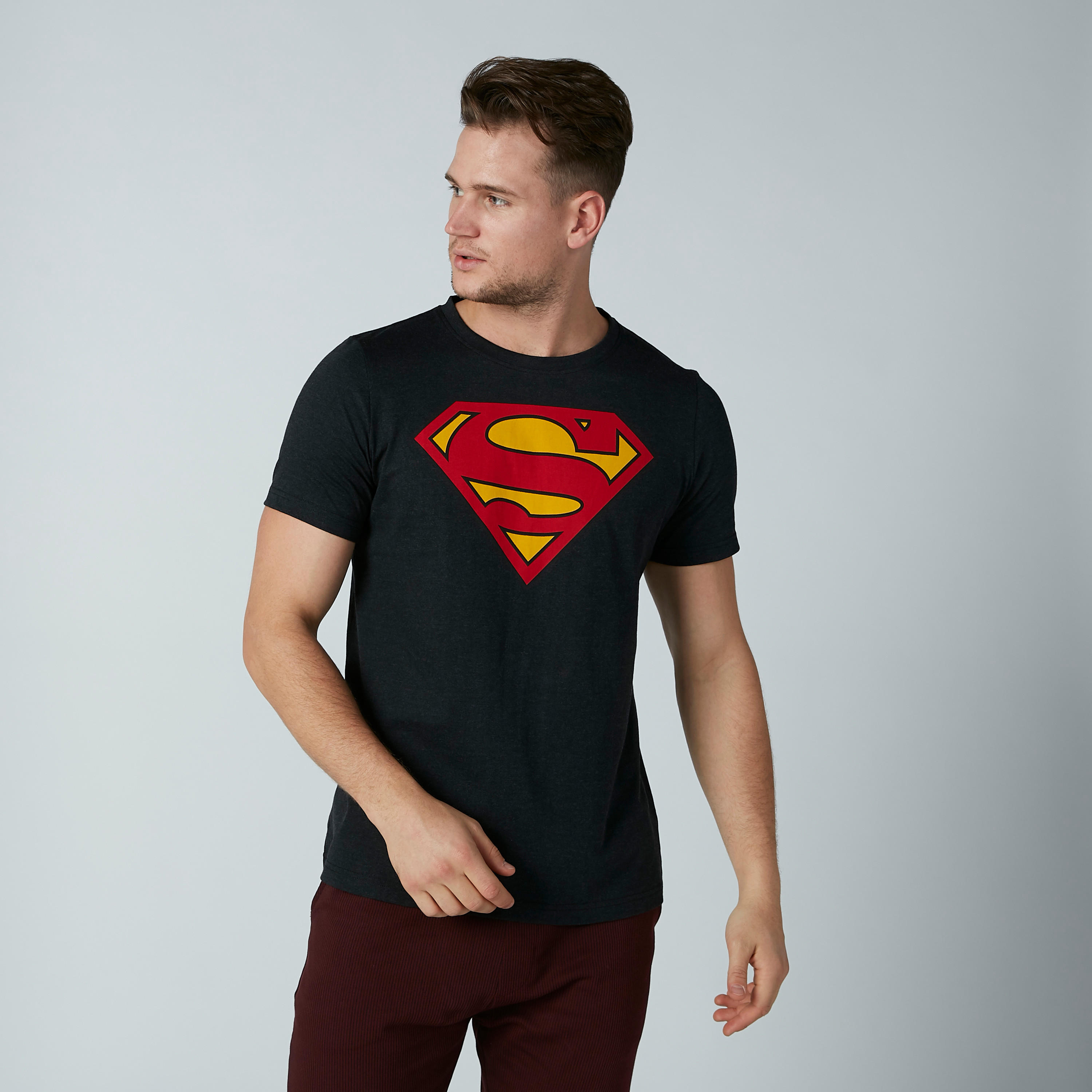 تيشيرت بياقة مستديرة وأكمام قصيرة وطبعات سوبرمان-men-clothing-tshirtsandpolos-tshirts-image-3