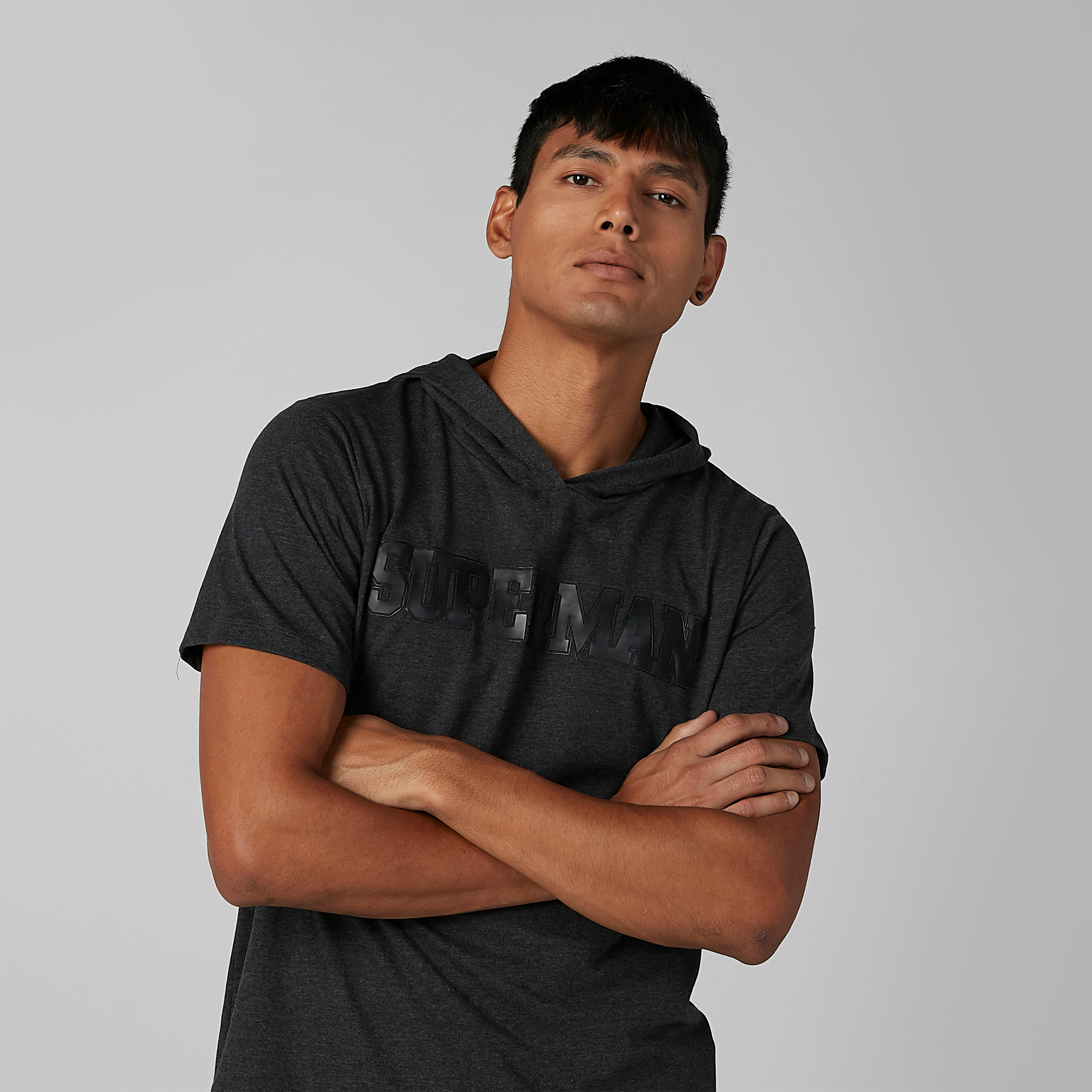 تيشيرت بقبّعة وأكمام قصيرة وطبعات سوبرمان-men-clothing-tshirtsandpolos-tshirts-image-1
