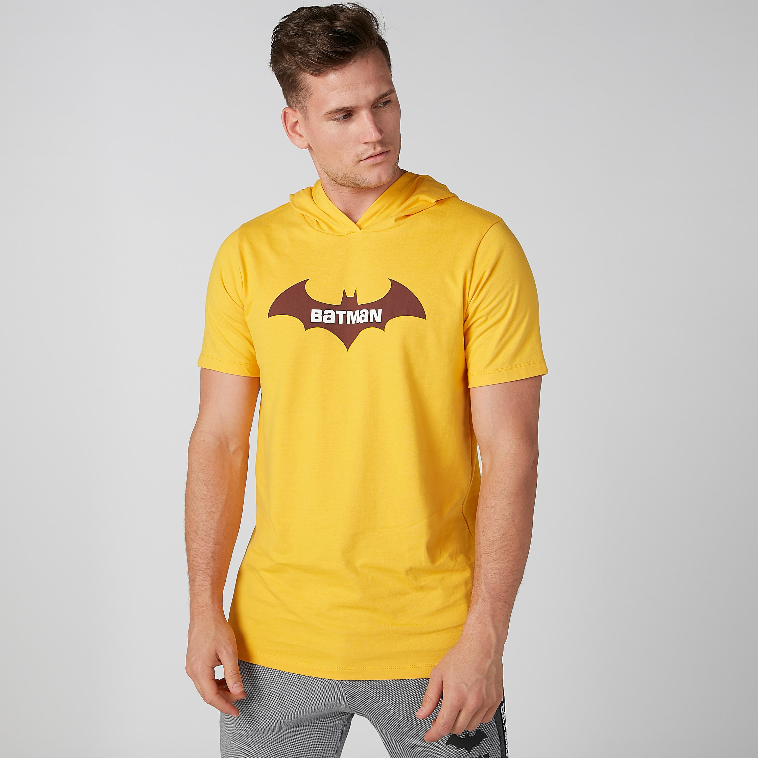 تيشيرت بقبّعة وأكمام قصيرة وطبعات باتمان-men-clothing-tshirtsandpolos-tshirts-image-1
