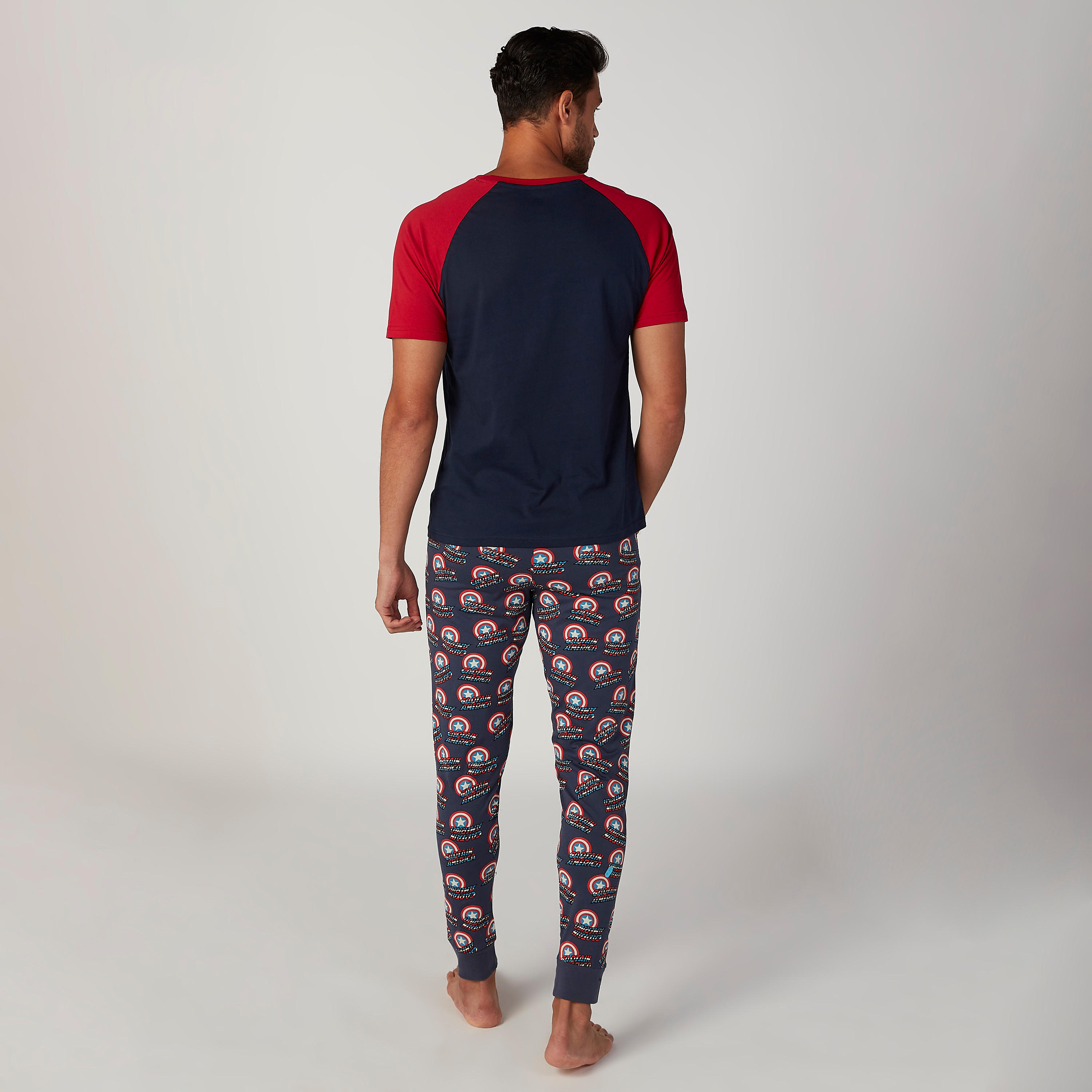 طقم بيجاما من بنطال وتيشيرت بطبعات كابتن أمريكا-men-clothing-nightwear-sets-image-2