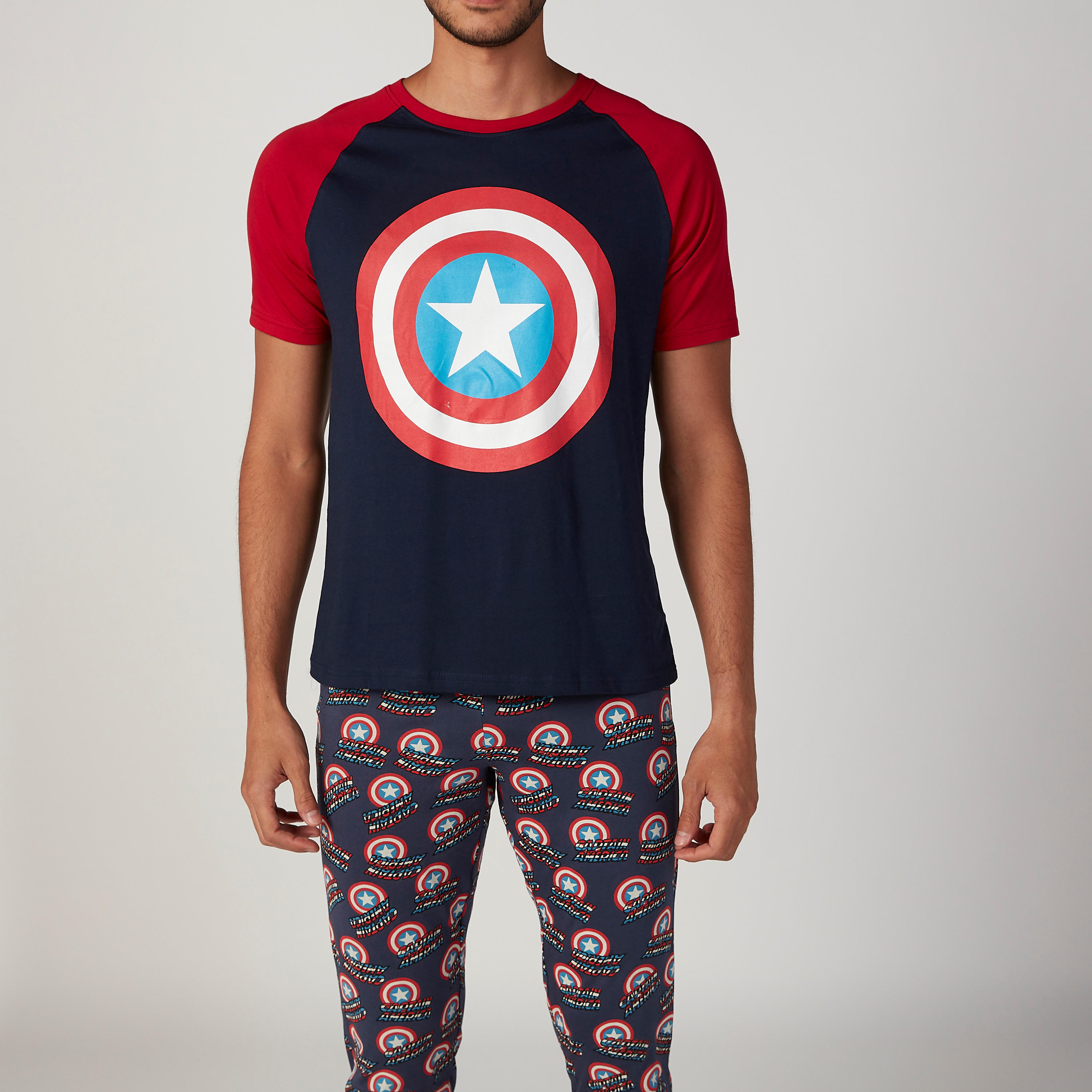 طقم بيجاما من بنطال وتيشيرت بطبعات كابتن أمريكا-men-clothing-nightwear-sets-image-3