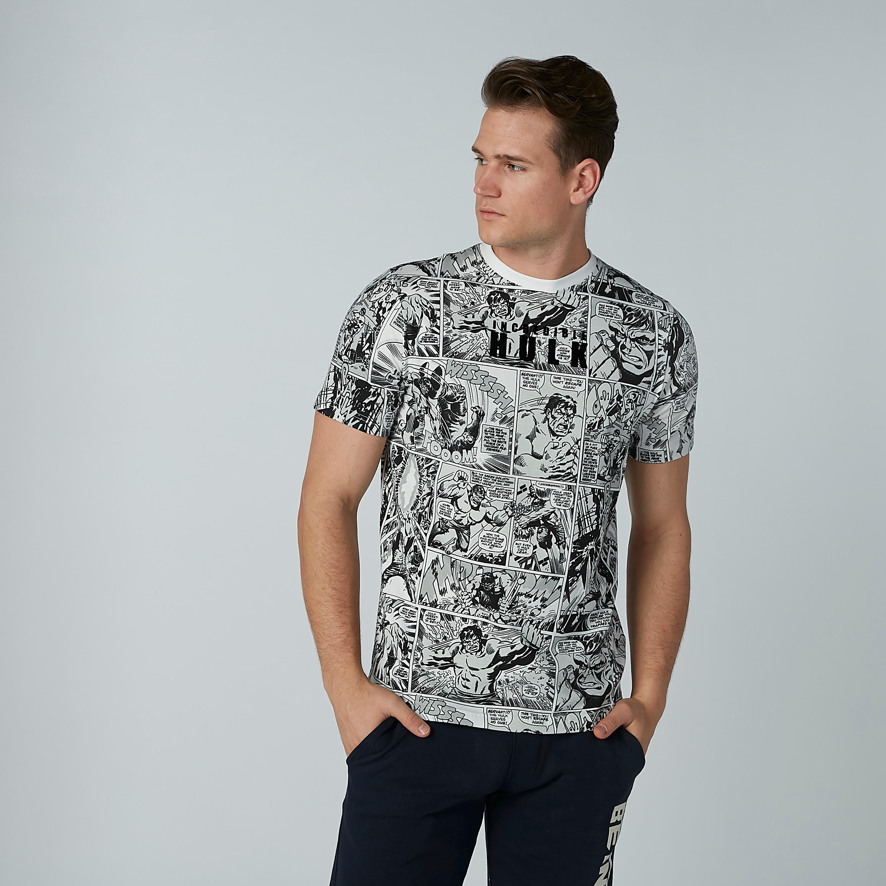 تيشيرت مستدام سليم بياقة ضيّقة وطبعات هالك -men-clothing-tshirtsandpolos-tshirts-image-1
