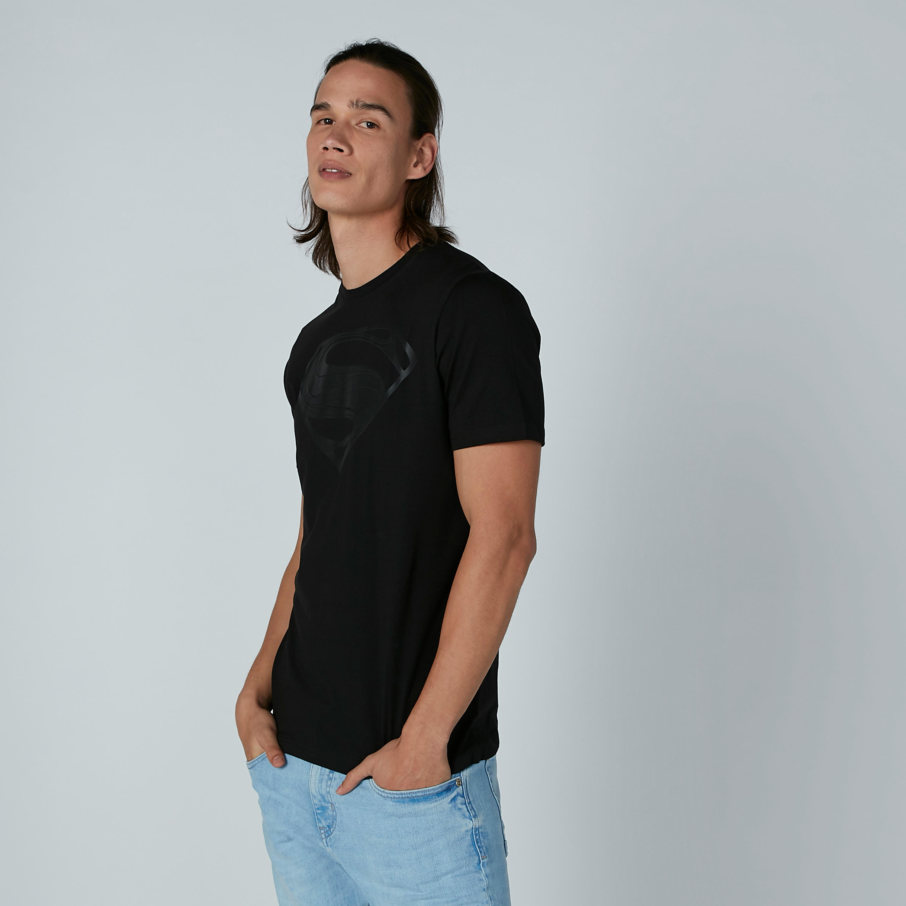 تيشيرت بياقة مستديرة وأكمام قصيرة وطبعات سوبرمان-men-clothing-tshirtsandpolos-tshirts-image-1